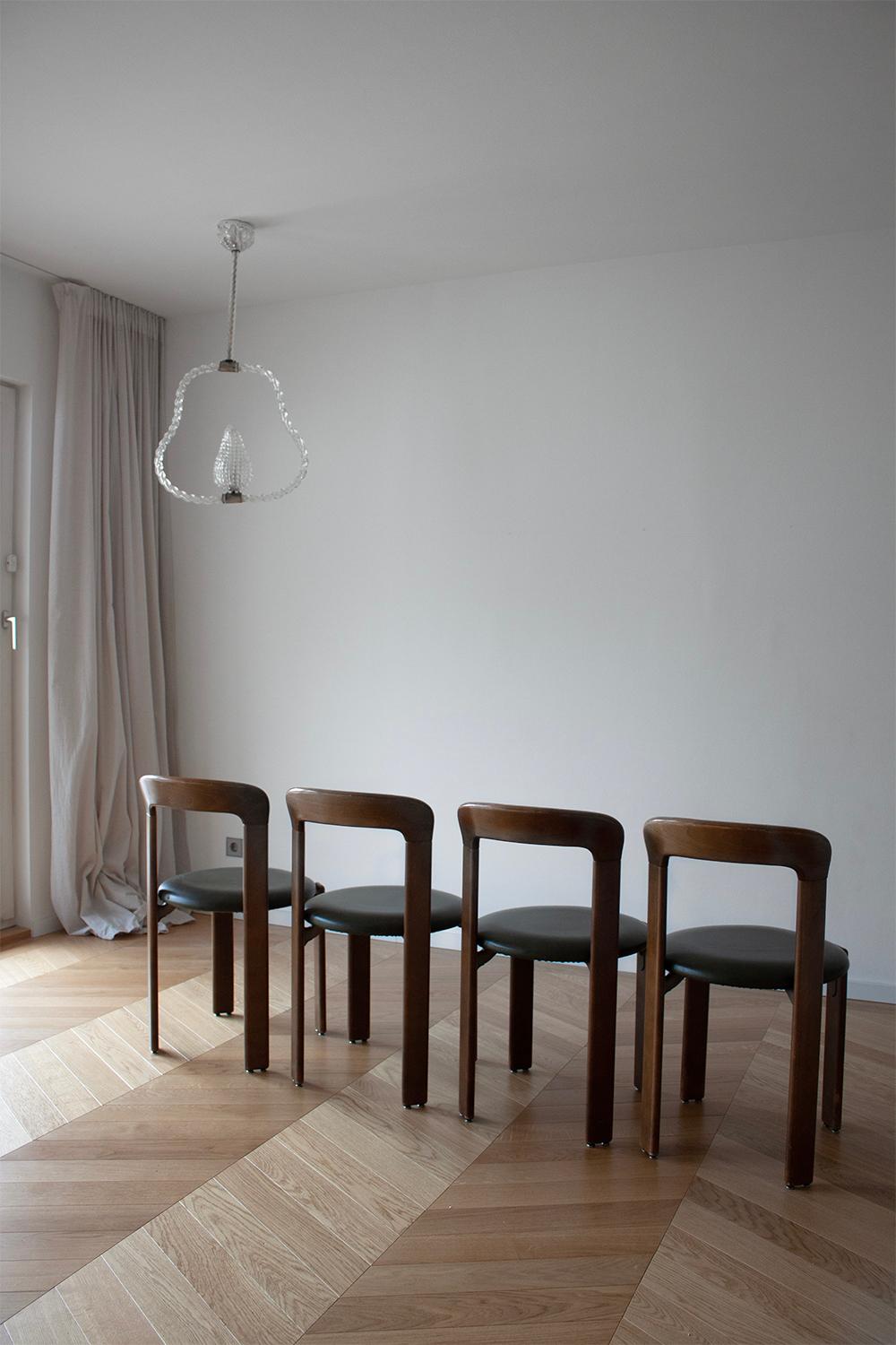 4 Bruno Rey Dining Chairs in Dark Wood with Green Leather Seat by Dietiker In Good Condition In Rümmingen, BW