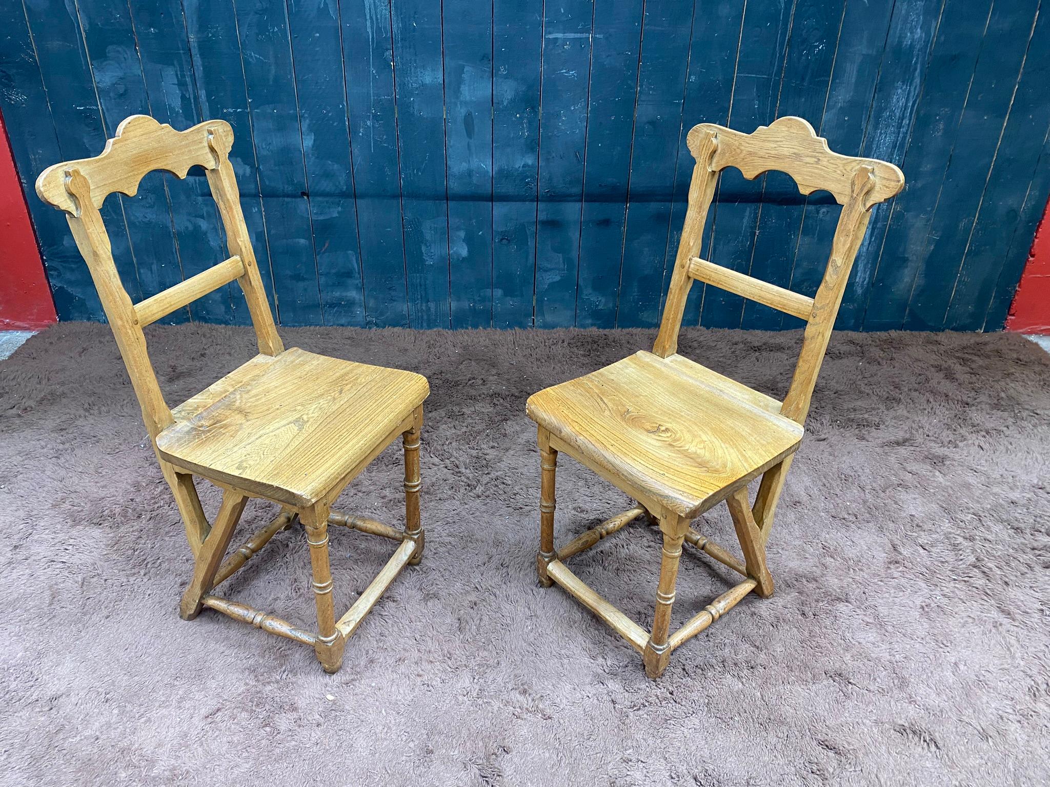 6 Mountain Chairs, in ELM, circa 1900 For Sale 3