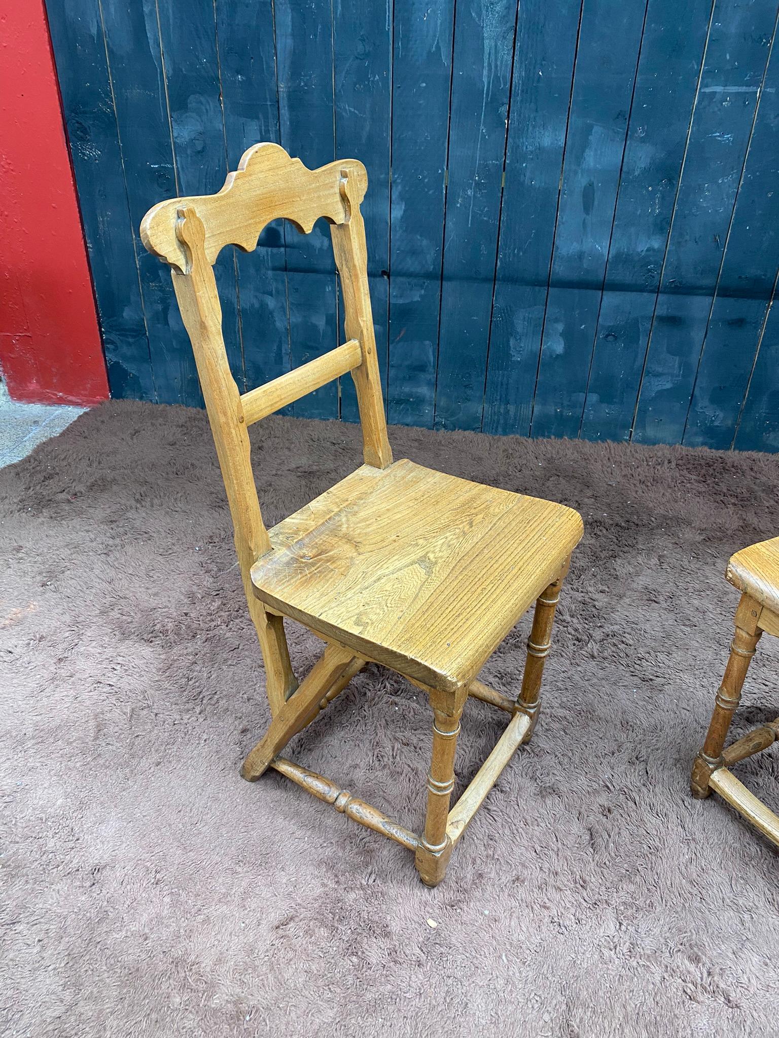 6 Mountain Chairs, in ELM, circa 1900 For Sale 5