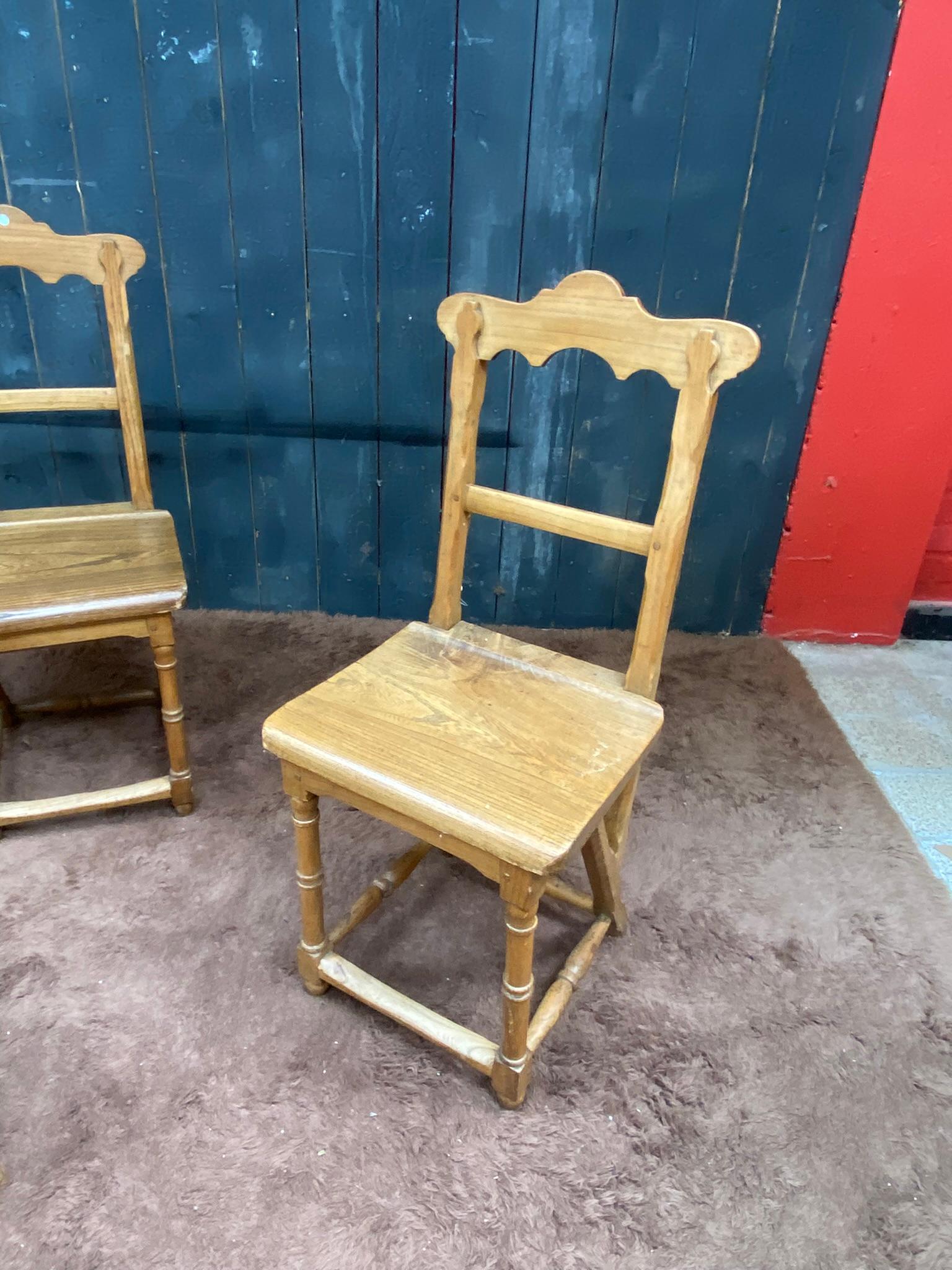 French 6 Mountain Chairs, in ELM, circa 1900 For Sale