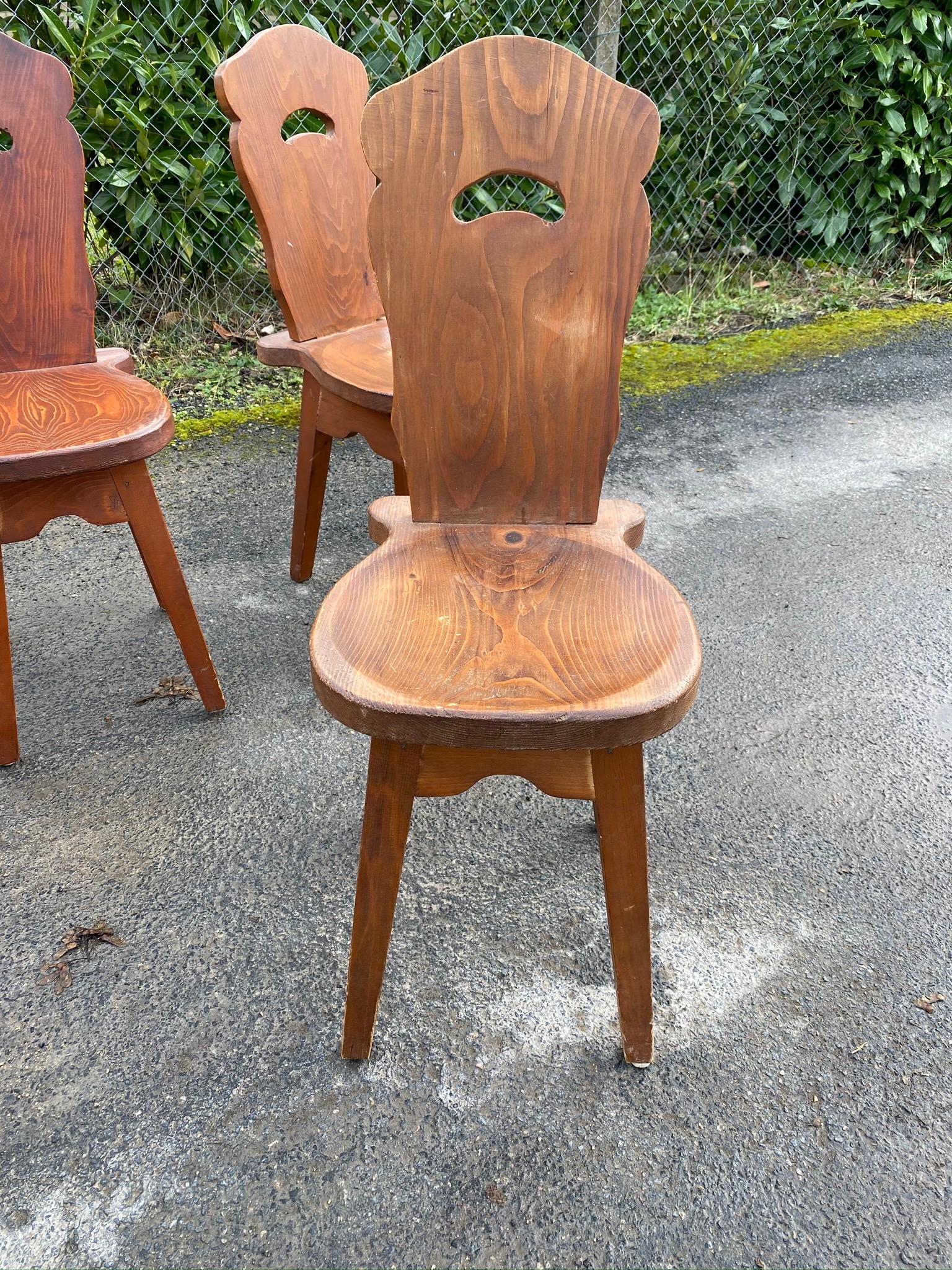 6 Brutalist Mountain Chairs, in Pine circa 1950 For Sale 6