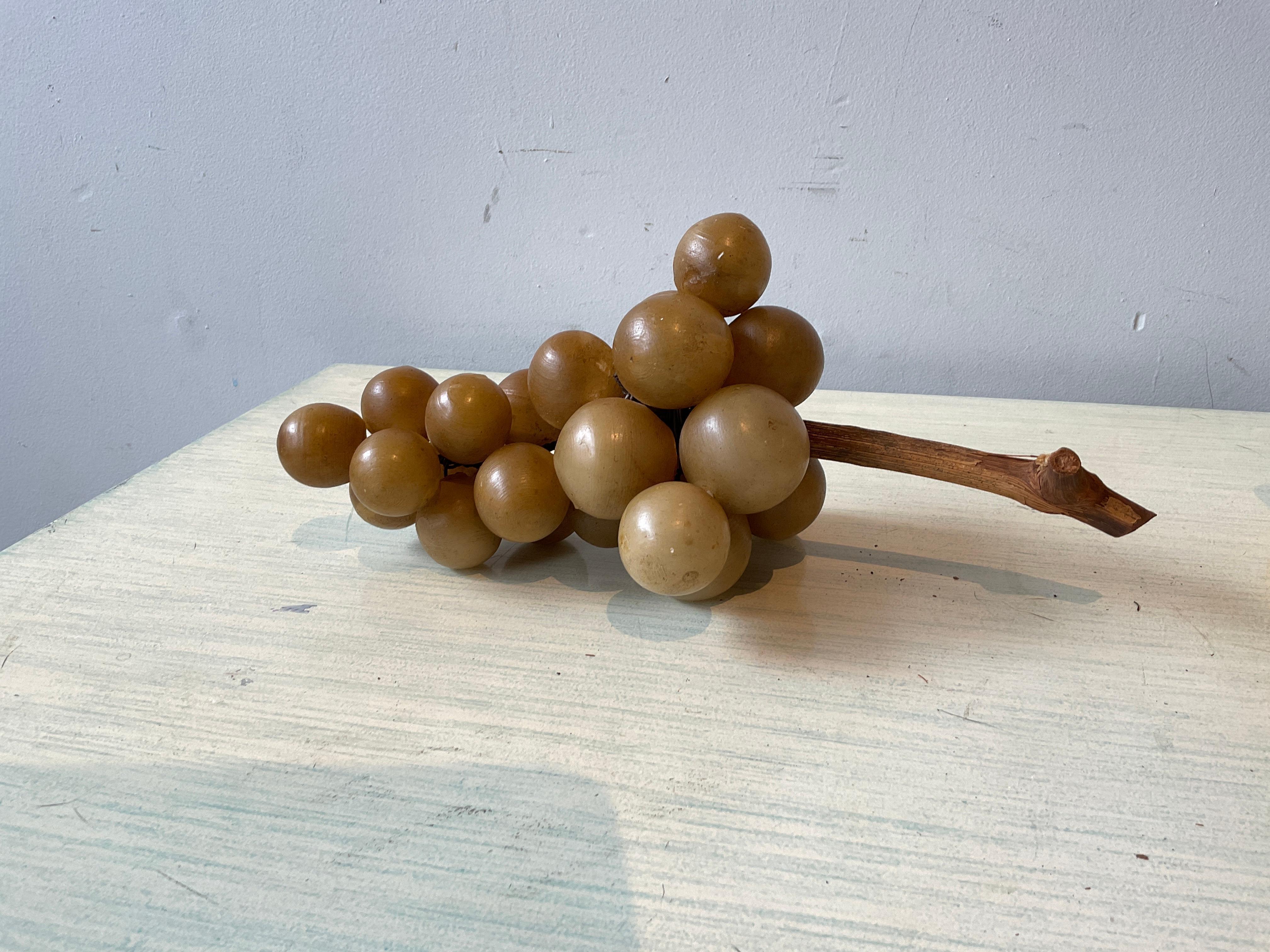6 Bunches Of Marble Grapes For Sale 1