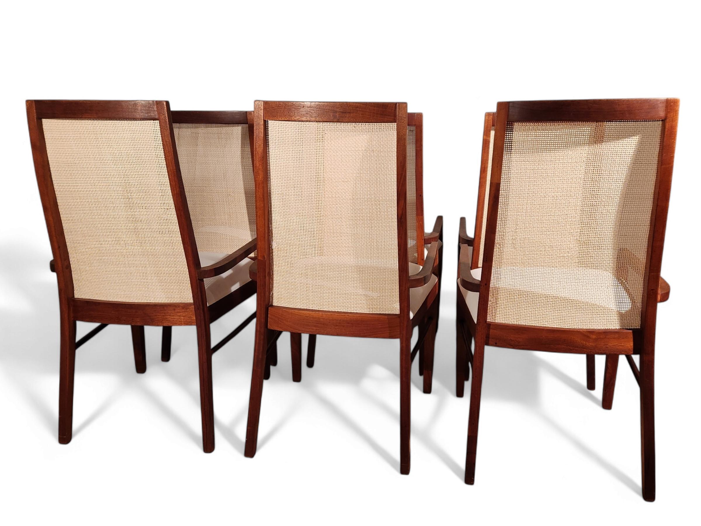 XX secolo 6 Poltrone da pranzo in legno di noce Jack Cartwright per Founders anni '60 in vendita