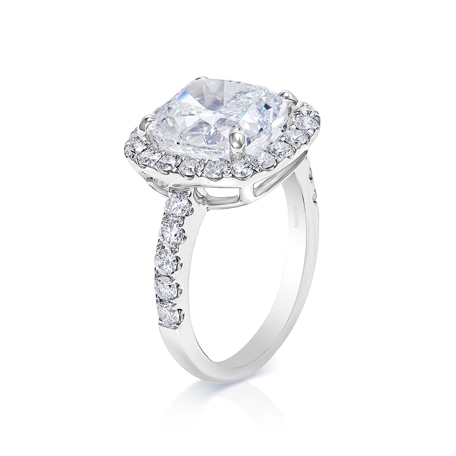 6 Carat Cushion Cut Diamond Engagement Ring GIA Certified G IF In New Condition For Sale In New York, NY