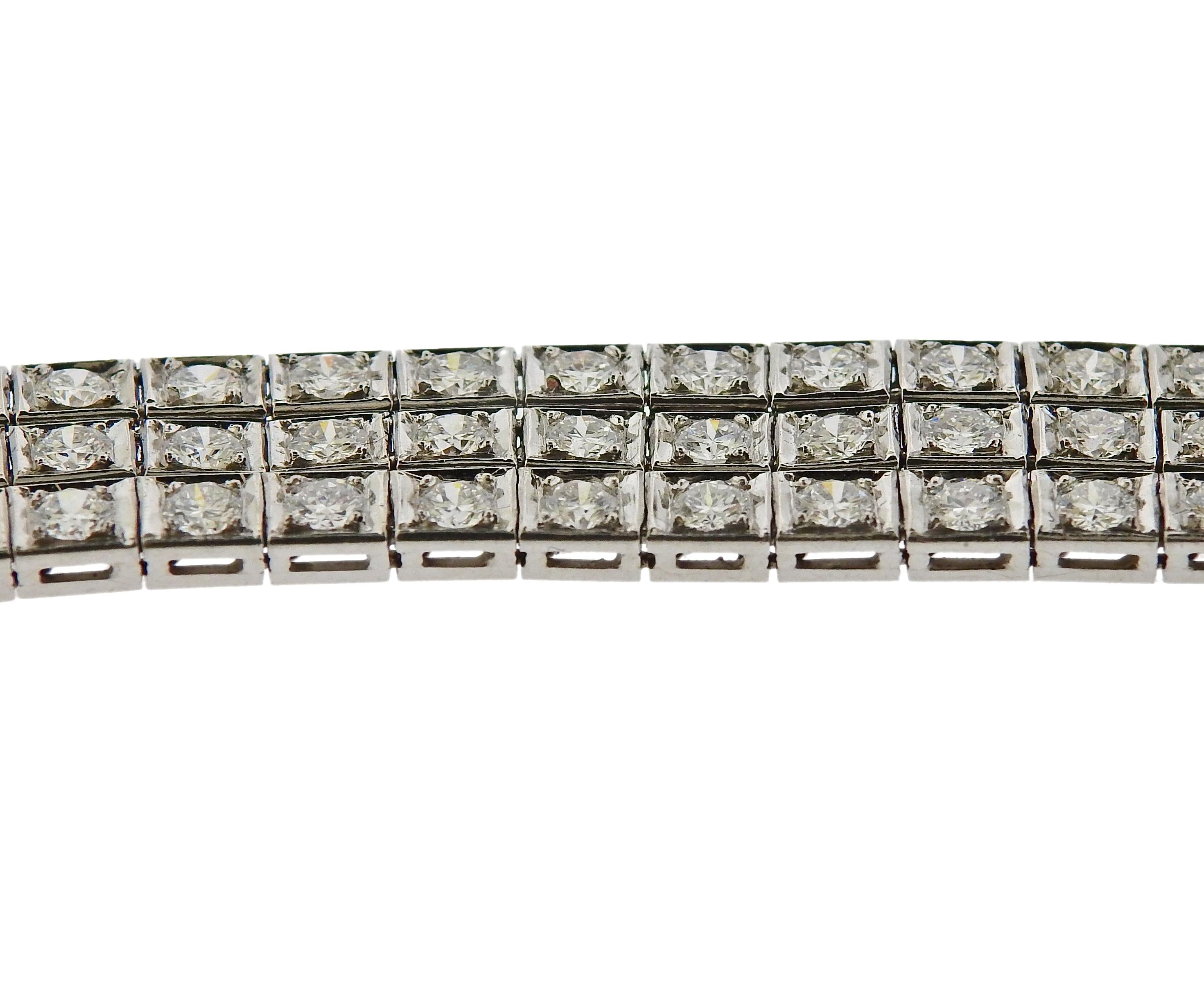 Goldarmband mit 6 Karat Diamanten im Zustand „Hervorragend“ im Angebot in New York, NY