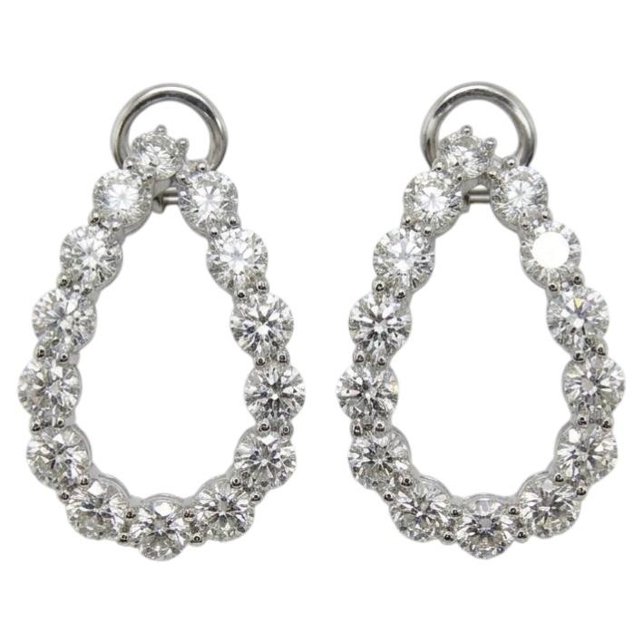 Pendientes de aro con diamantes de 6 quilates en platino