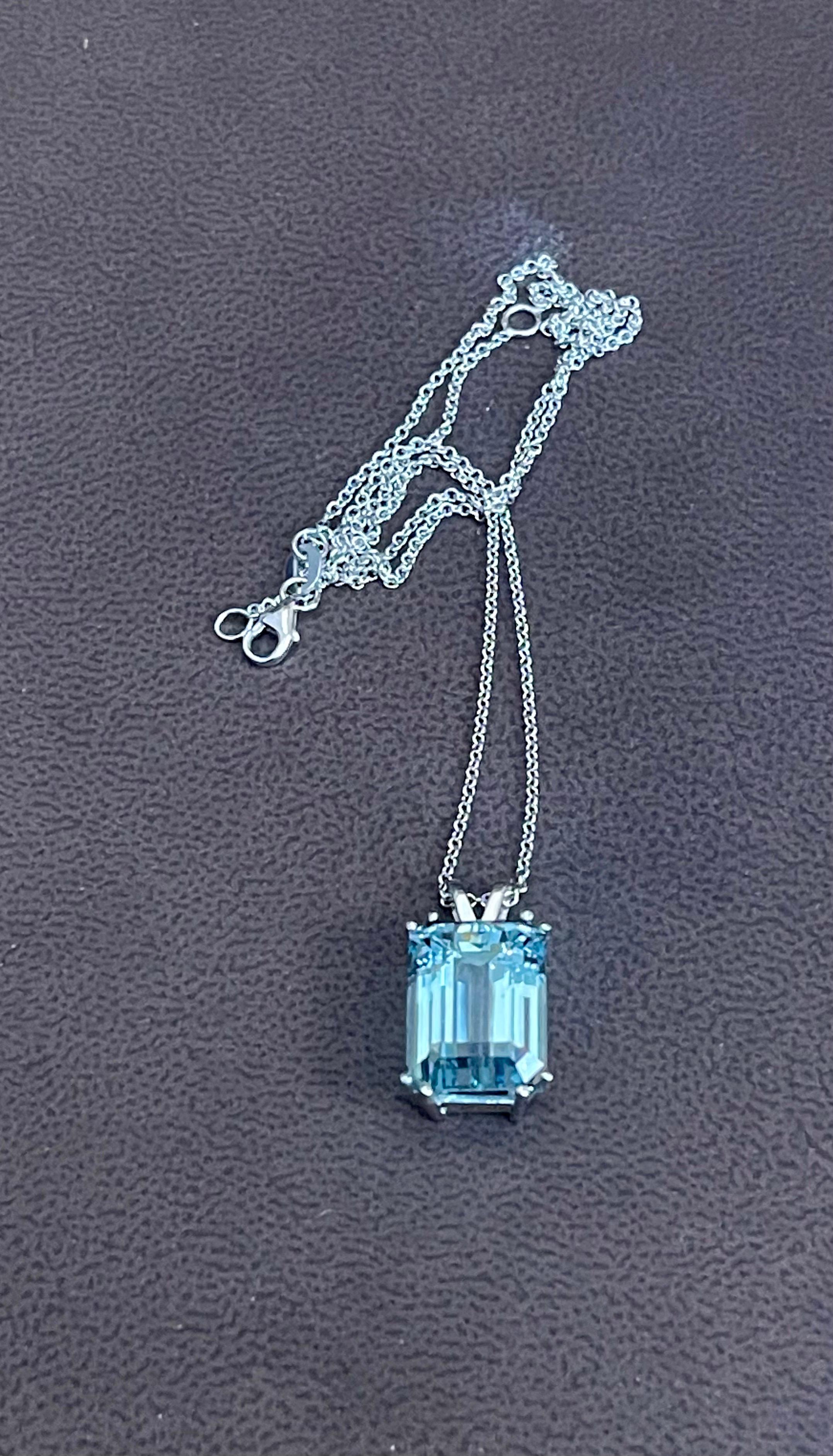 emerald cut aquamarine necklace