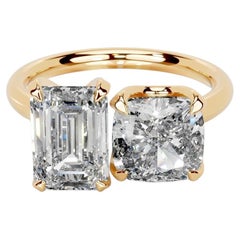 6 Carat Emerald-cut Toi Et Moi Diamond Ring / H color VS 14K White Gold