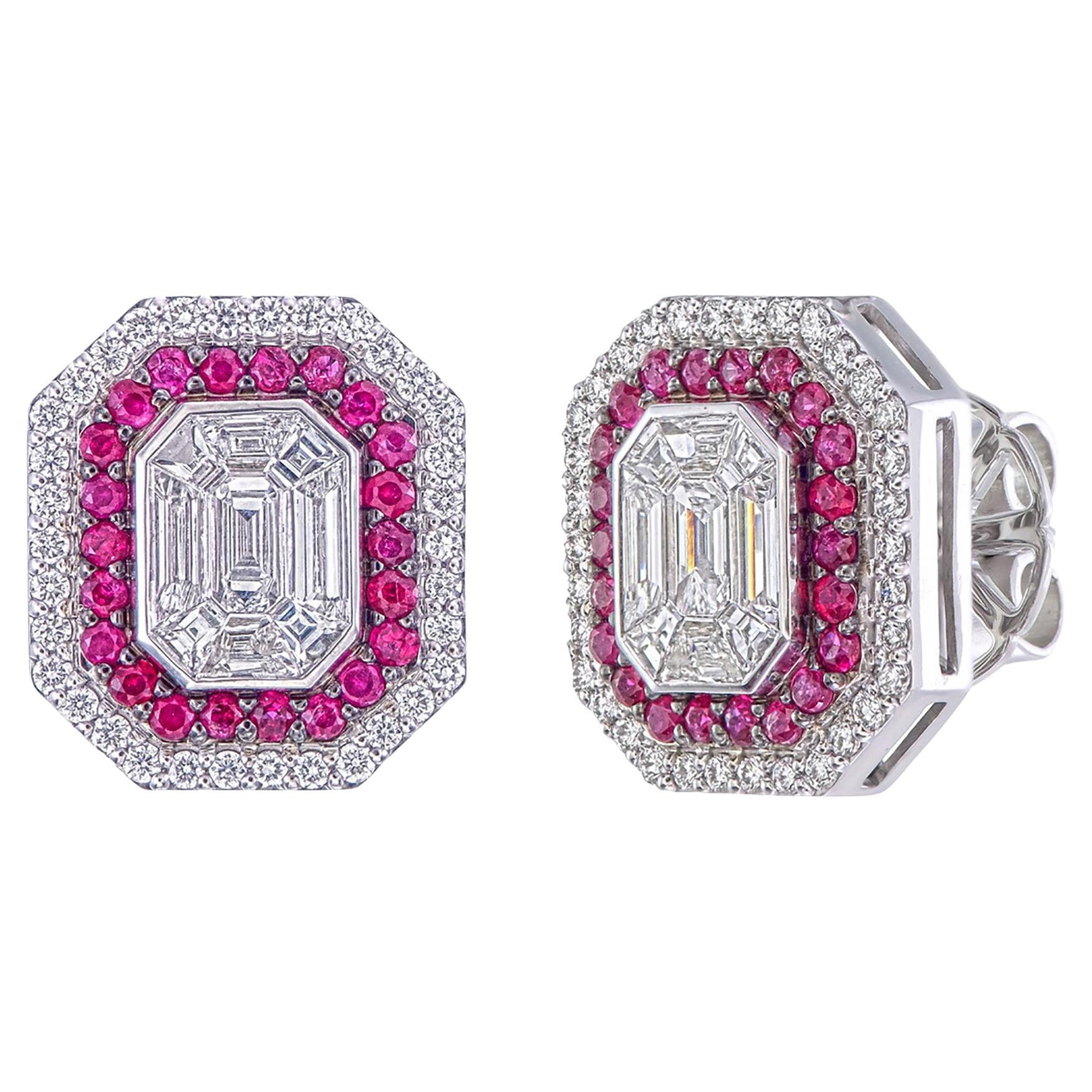 Diamants de 6 carats sertis face à face avec un double halo de rubis et de diamants