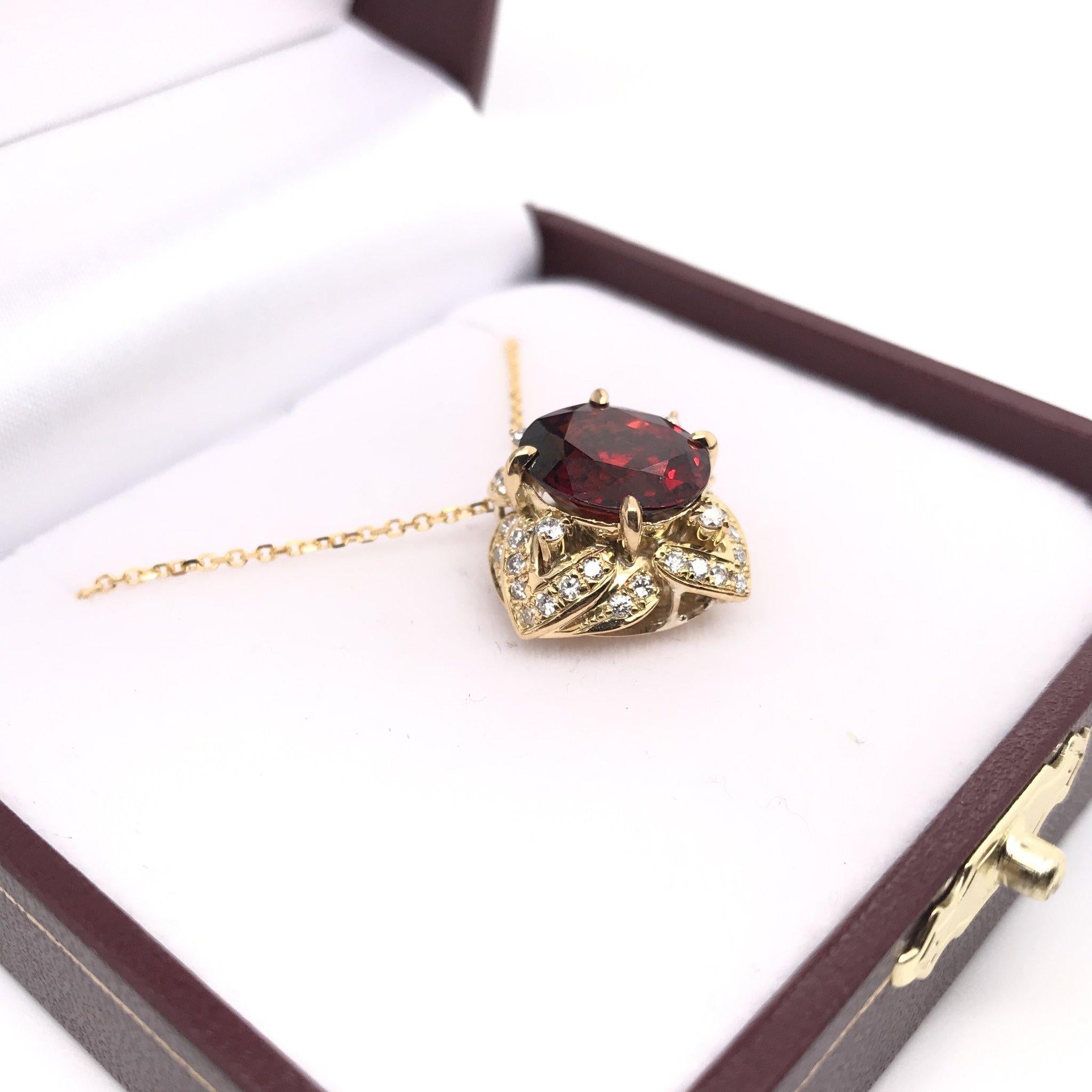 6 Carat Garnet Diamond & 18k Yellow Gold Pendant 2