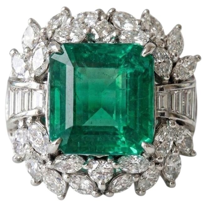 6 Carat GIA Certified Colombian Emerald and Diamond Ring