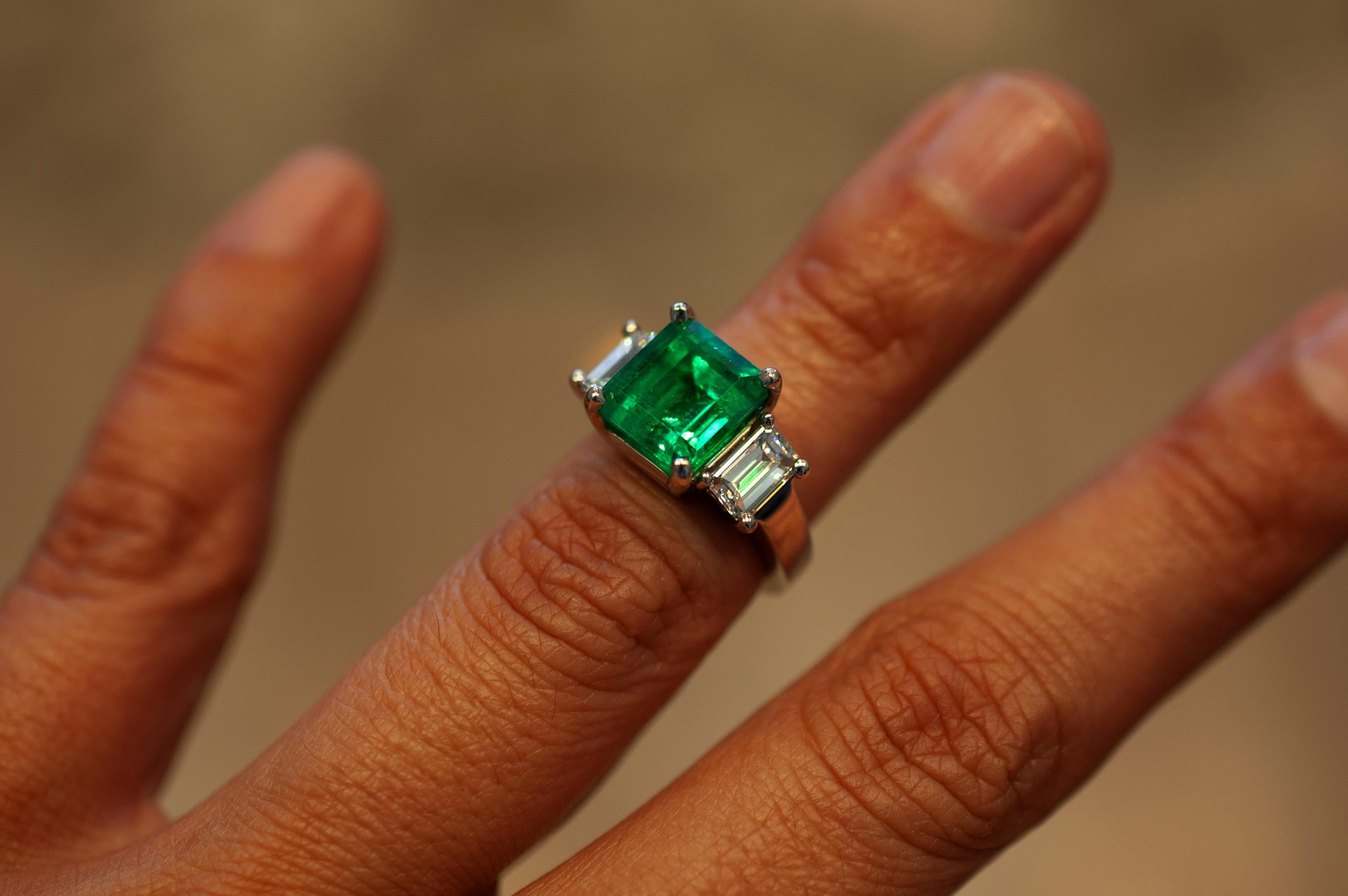 6 ct emerald