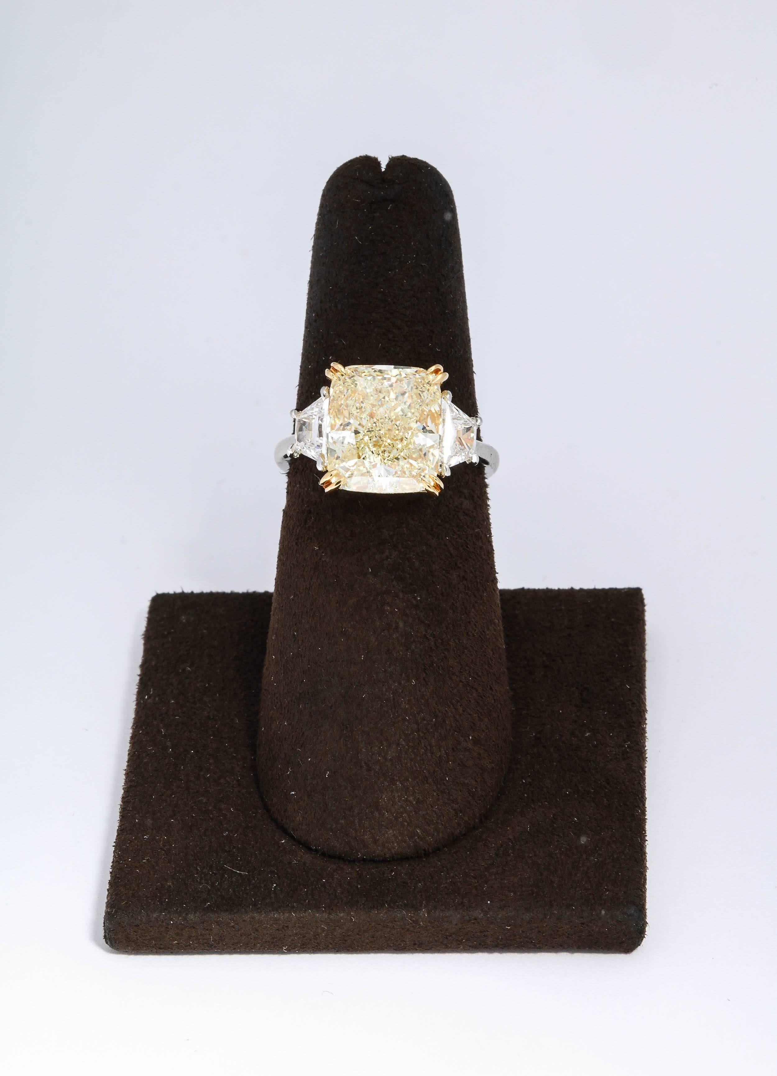 6 carat yellow diamond ring