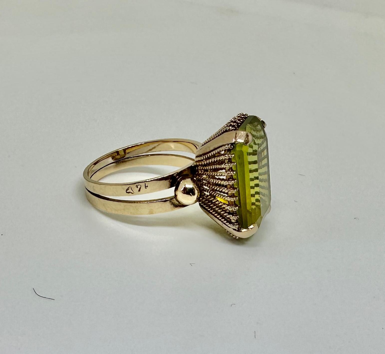 6 Carat Green Quartz Ring 14 Karat Gold Emerald Cut Art Deco Cocktail Ring For Sale 4