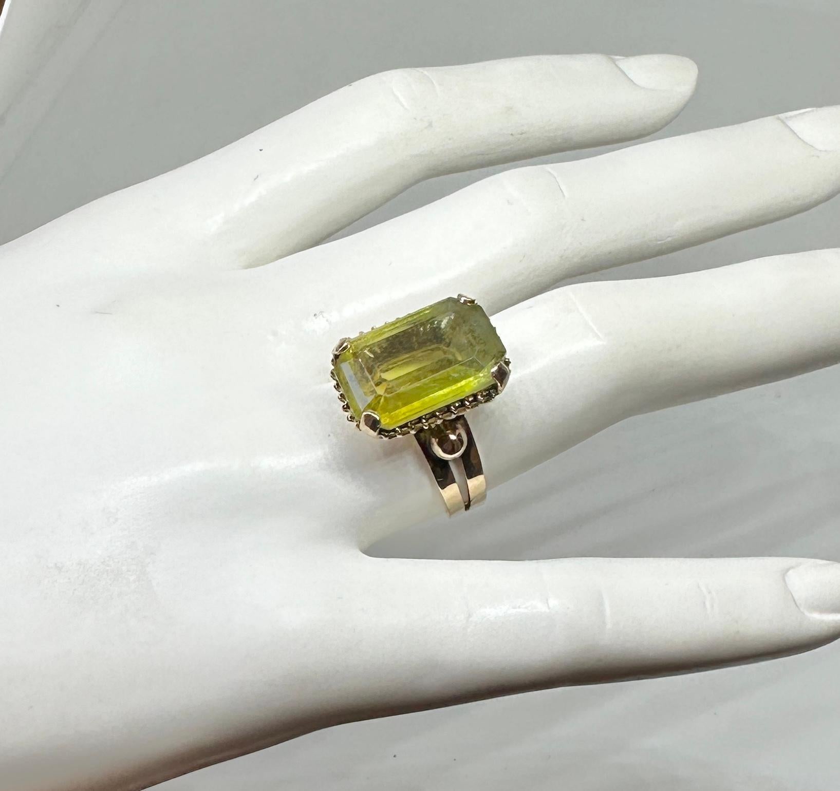 6 Carat Green Quartz Ring 14 Karat Gold Emerald Cut Art Deco Cocktail Ring For Sale 5