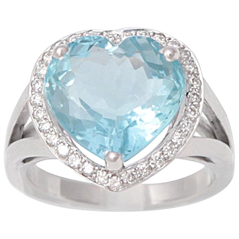 6 Carat Heart Shaped Aquamarine Diamonds 18 Karat White Gold Ring