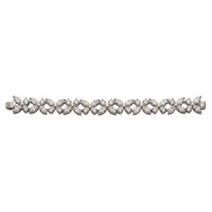 Bracelet GRAFF à maillons papillon serti de diamants de 6 carats, en or blanc 18 carats