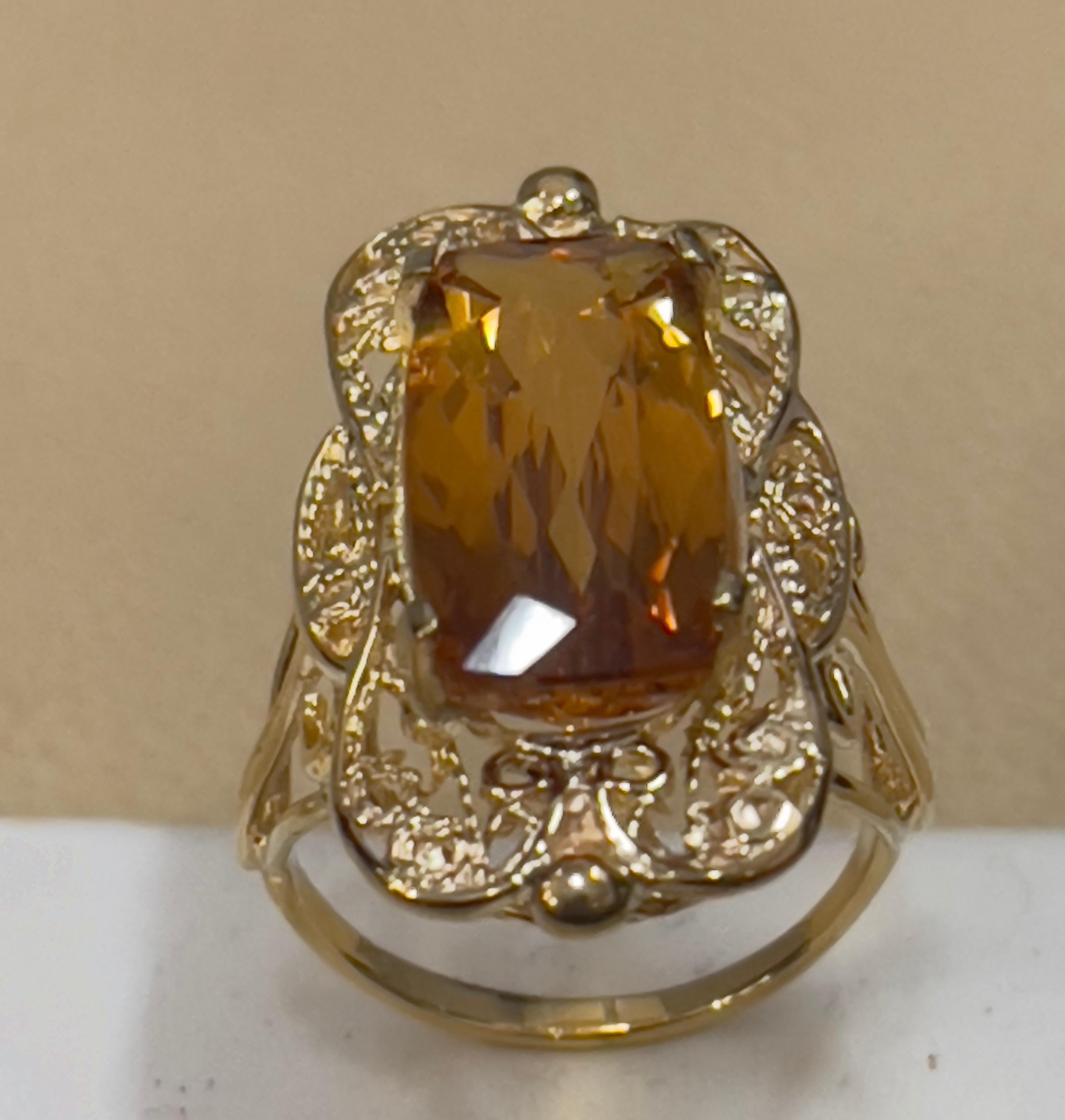 6 Carat Natural Long Cushion Shape Citrine Cocktail Ring in 14 Karat Yellow Gold In Excellent Condition For Sale In New York, NY