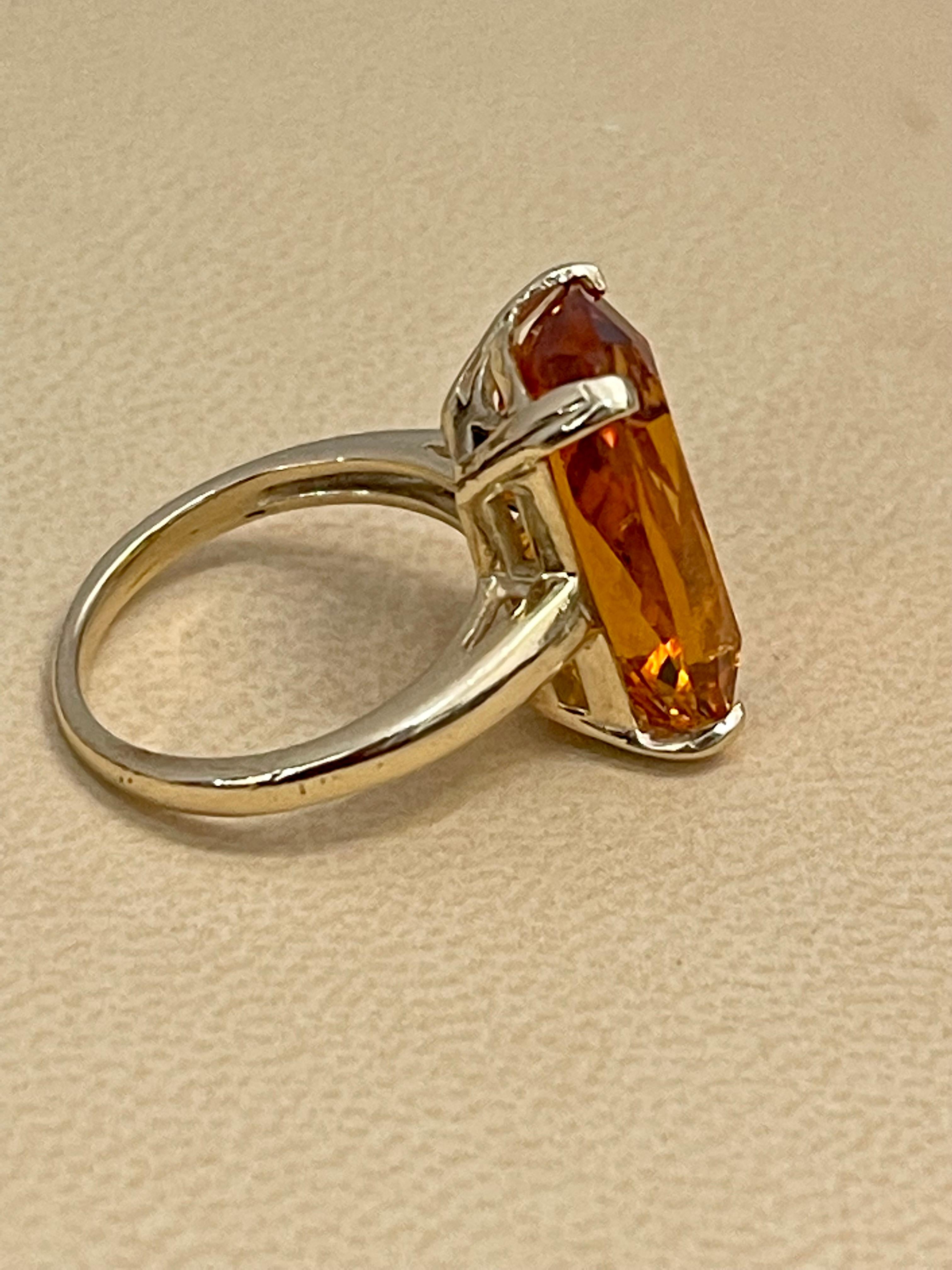 6 Carat Natural Long Cushion Shape Citrine Cocktail Ring in 14 Karat Yellow Gold For Sale 1