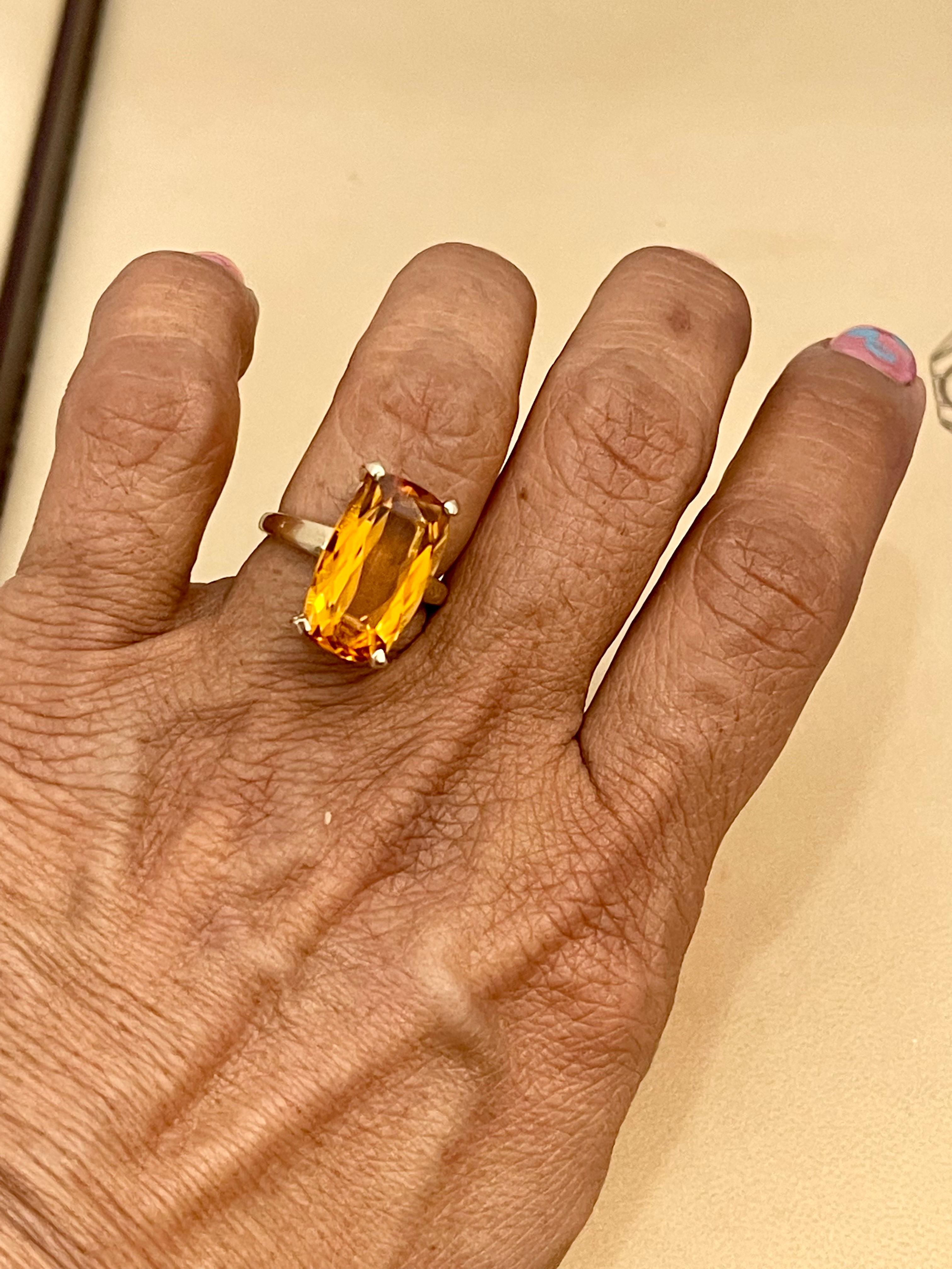 6 Carat Natural Long Cushion Shape Citrine Cocktail Ring in 14 Karat Yellow Gold For Sale 2