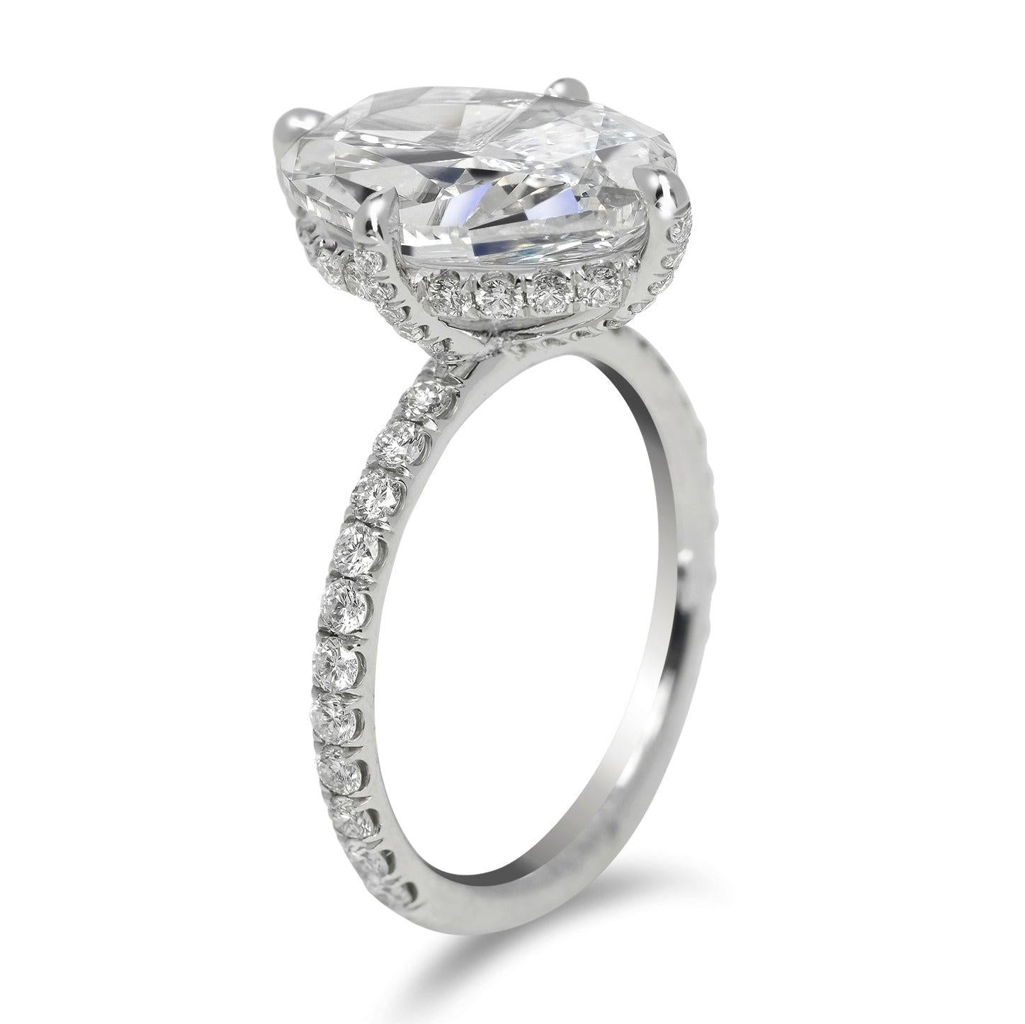 Taille ovale Bague de fiançailles avec diamant taille ovale de 6 carats certifié GIA D VS2 en vente
