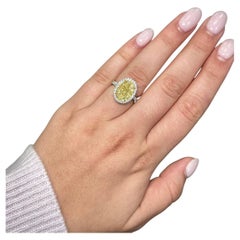6 Carat Oval Halo Diamond Ring Fancy Yellow 14K Gold Colour-Collector’s Treasure