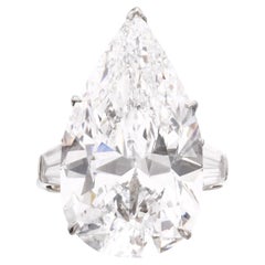 6 Carat Pear Statement Brilliant White / D color FL/IF 14K White Bague en diamant