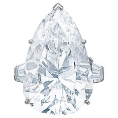 6 Carat Pear Statement Brilliant White VS2  Timeless Brilliance Diamond Ring