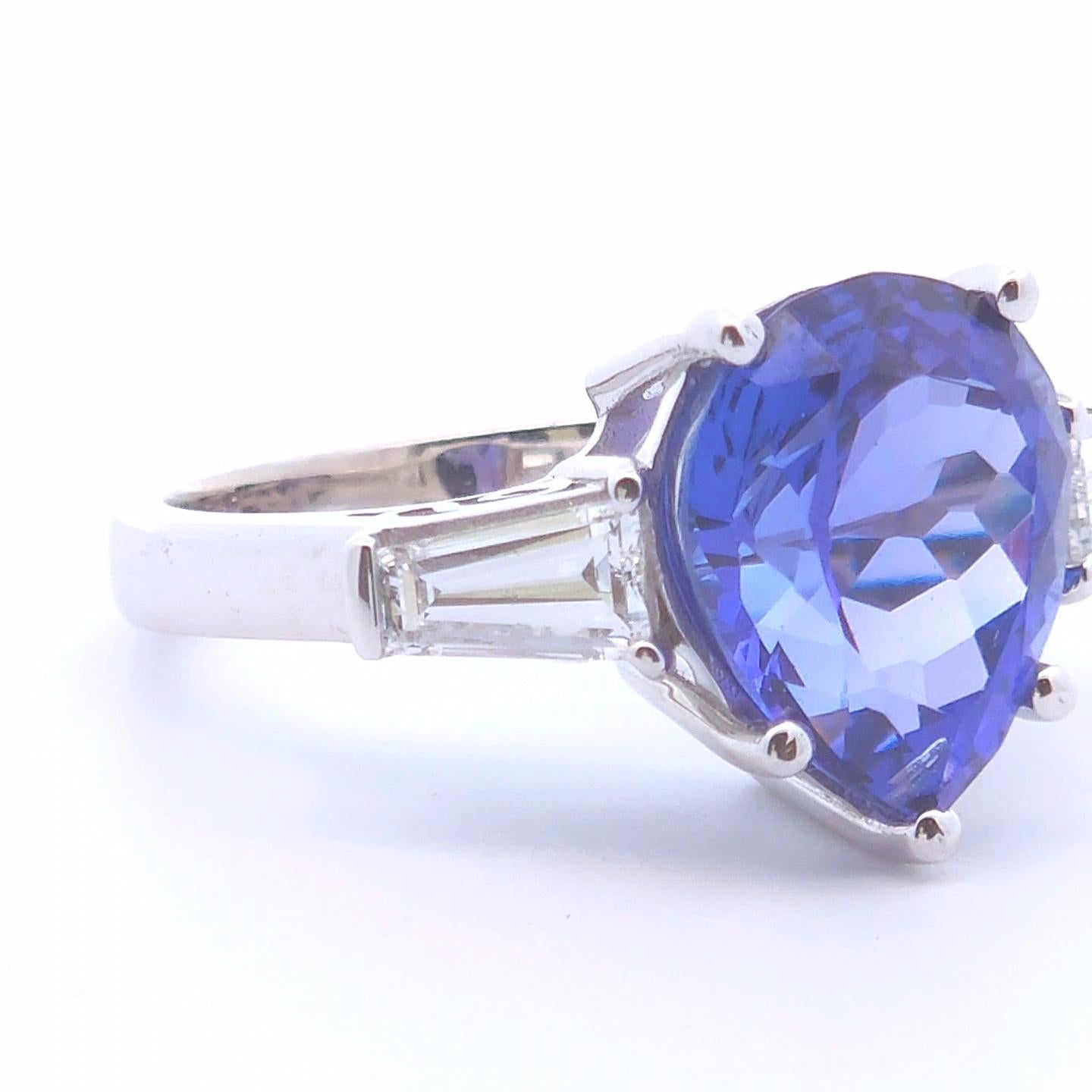 Pear Cut 6 Carat Pear Tanzanite Ring in 14k Gold For Sale