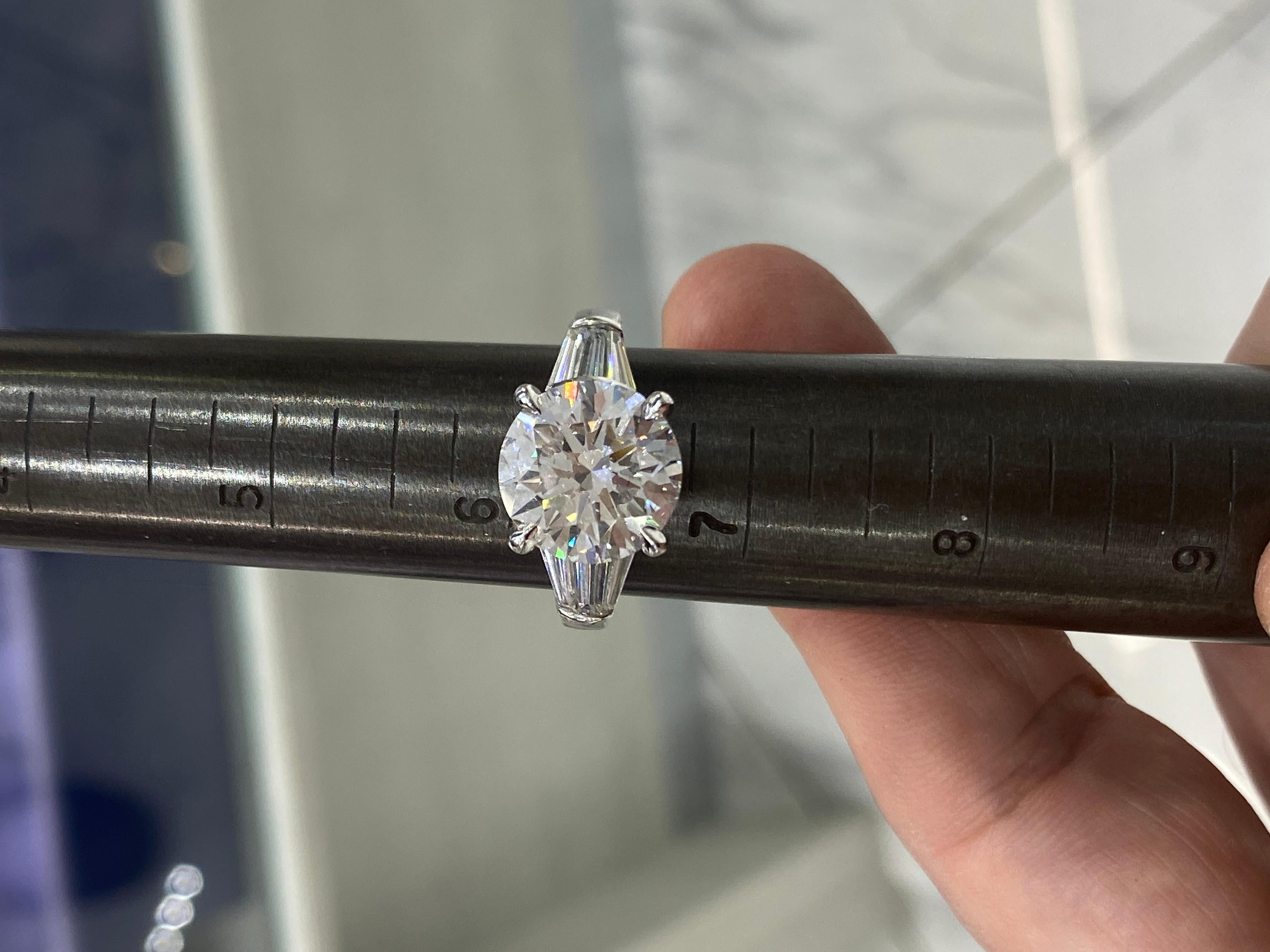 6 Karat Runder Brillant Diamant Verlobungsring Zertifiziert E VS1 im Angebot 2