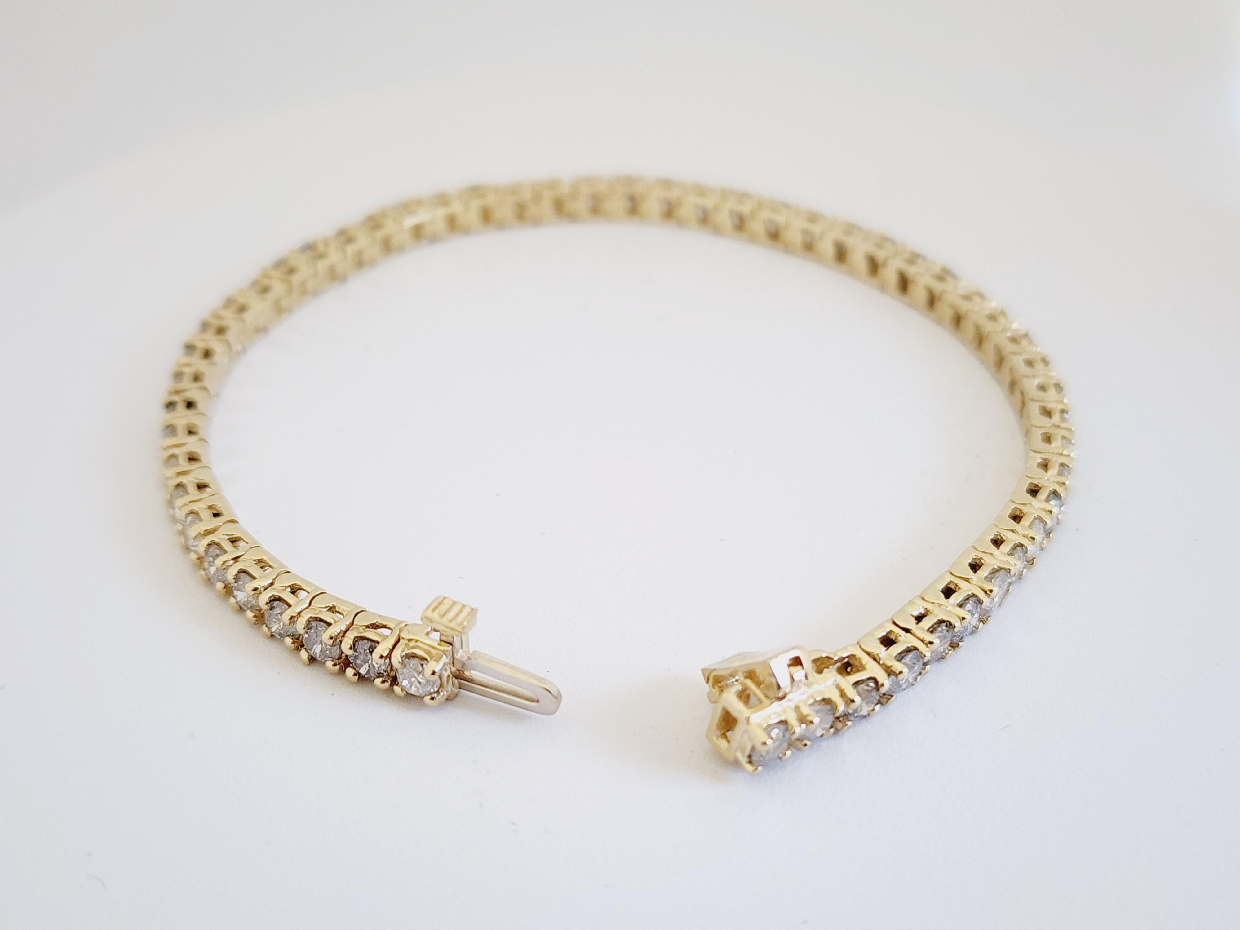6 Carat Tennis Bracelet Round Brilliant Natural Diamond 14 Karat Yellow Gold In New Condition In Great Neck, NY