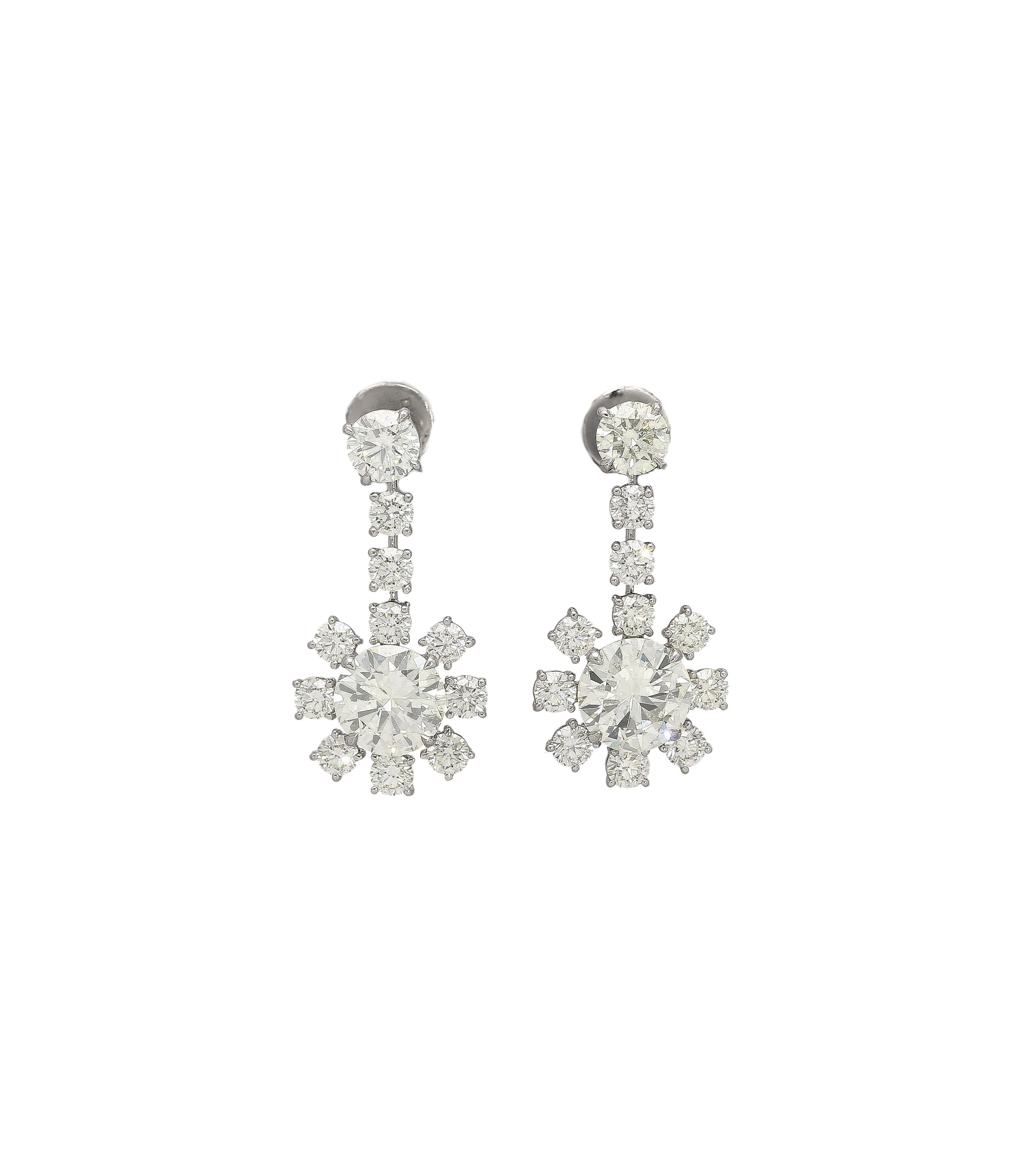 Jewelry Details:
- Item Type: Earrings
- Metal Type: 18K White Gold
- Gemstones: White Diamond
- Weight: 6.42 grams
- Size: 3.15cm long (each)
- Era: Contemporary

Center Stone Details (Each Earring):
- Gemstone Type: Diamond
- Carat: 2.45 Carats