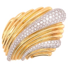 6+ Carats of Diamonds Yellow Gold and Platinum Brooch 