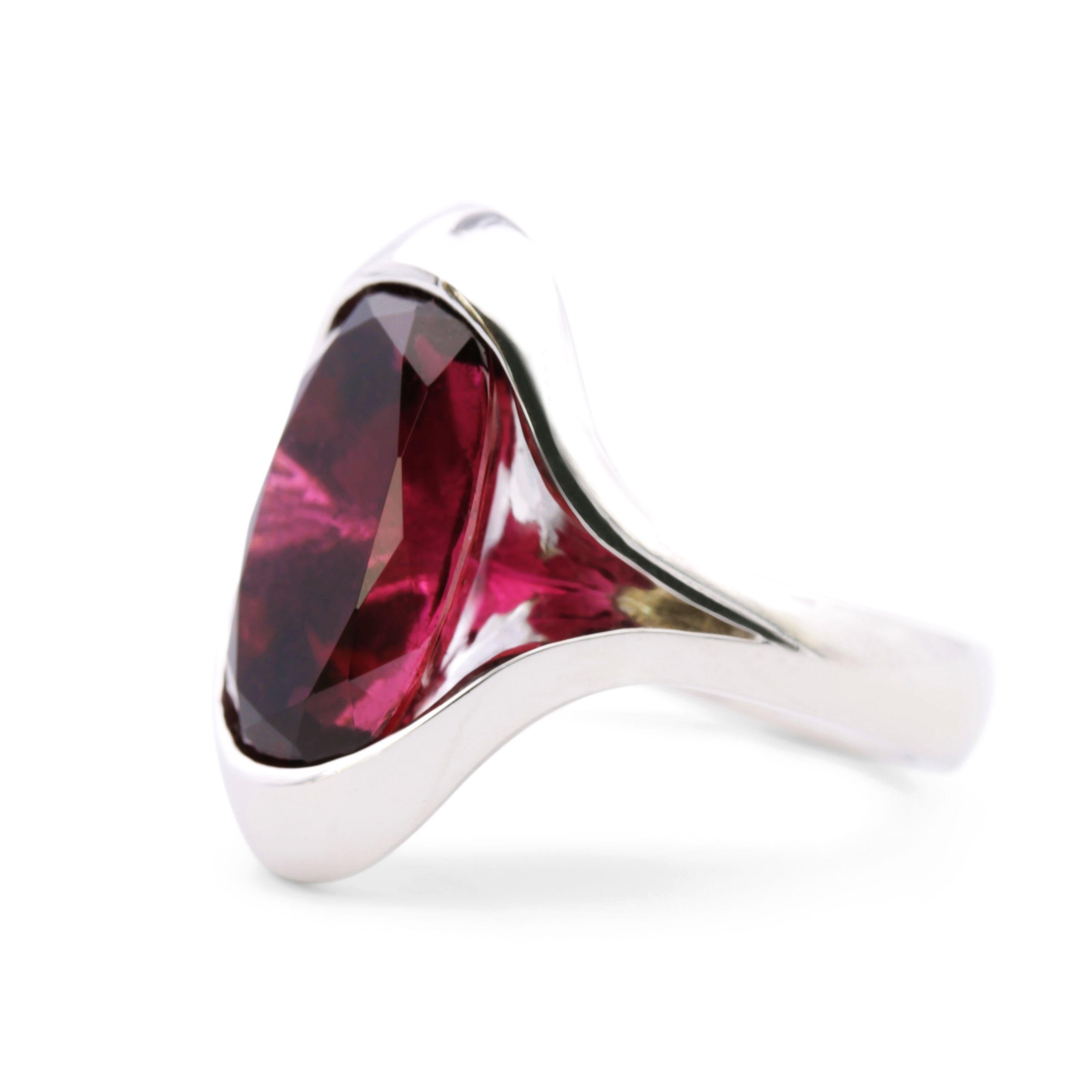 6 Karat Rubelit Platin Solitär-Ring im Angebot 2