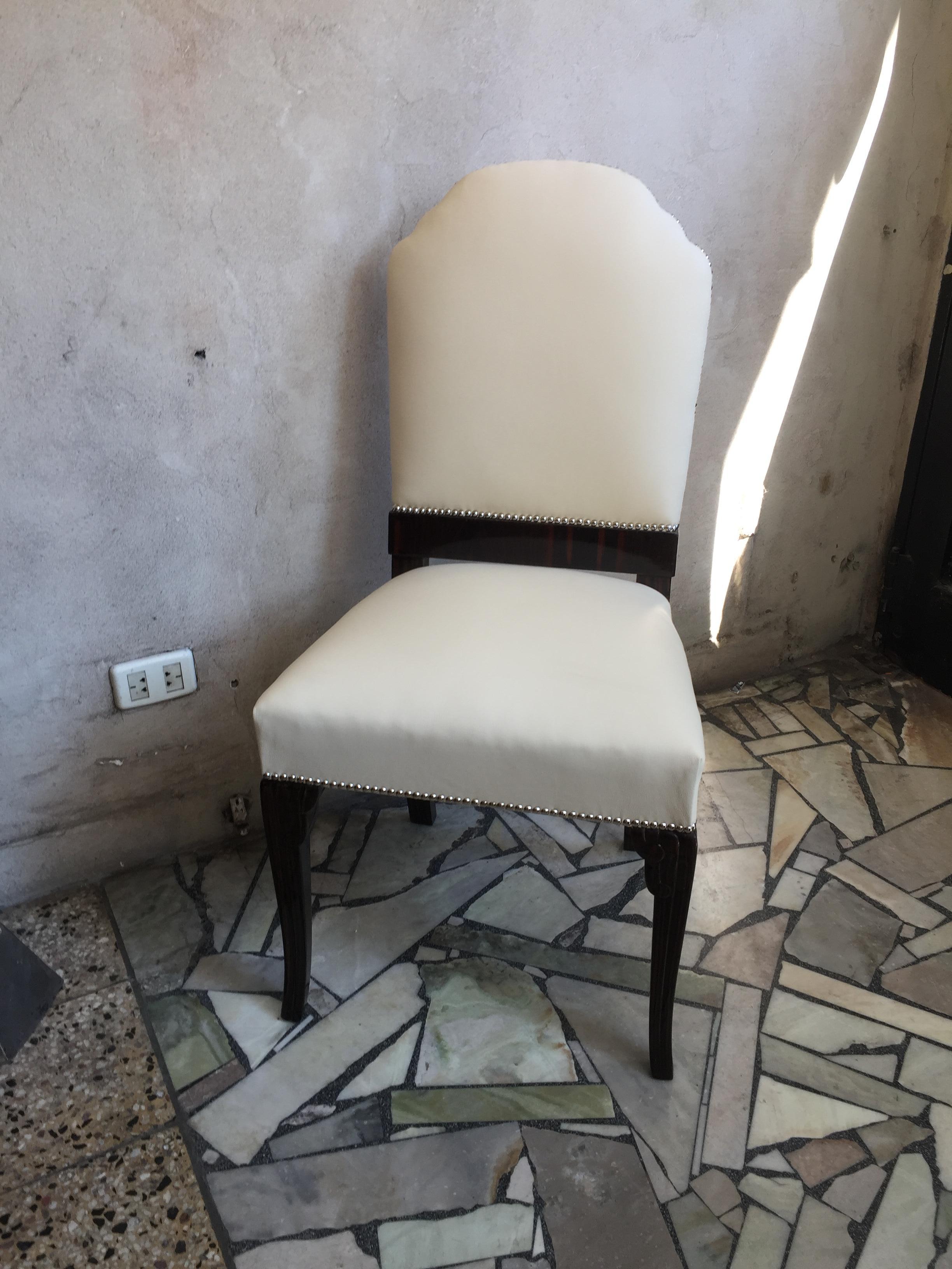 6 Stühle Stil: Art déco, Materialien: Leder und Holz (Französisch) im Angebot