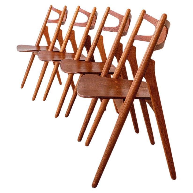 6 chaises "Sawbuck" CH 29 de Hans J. Wegner from 1952