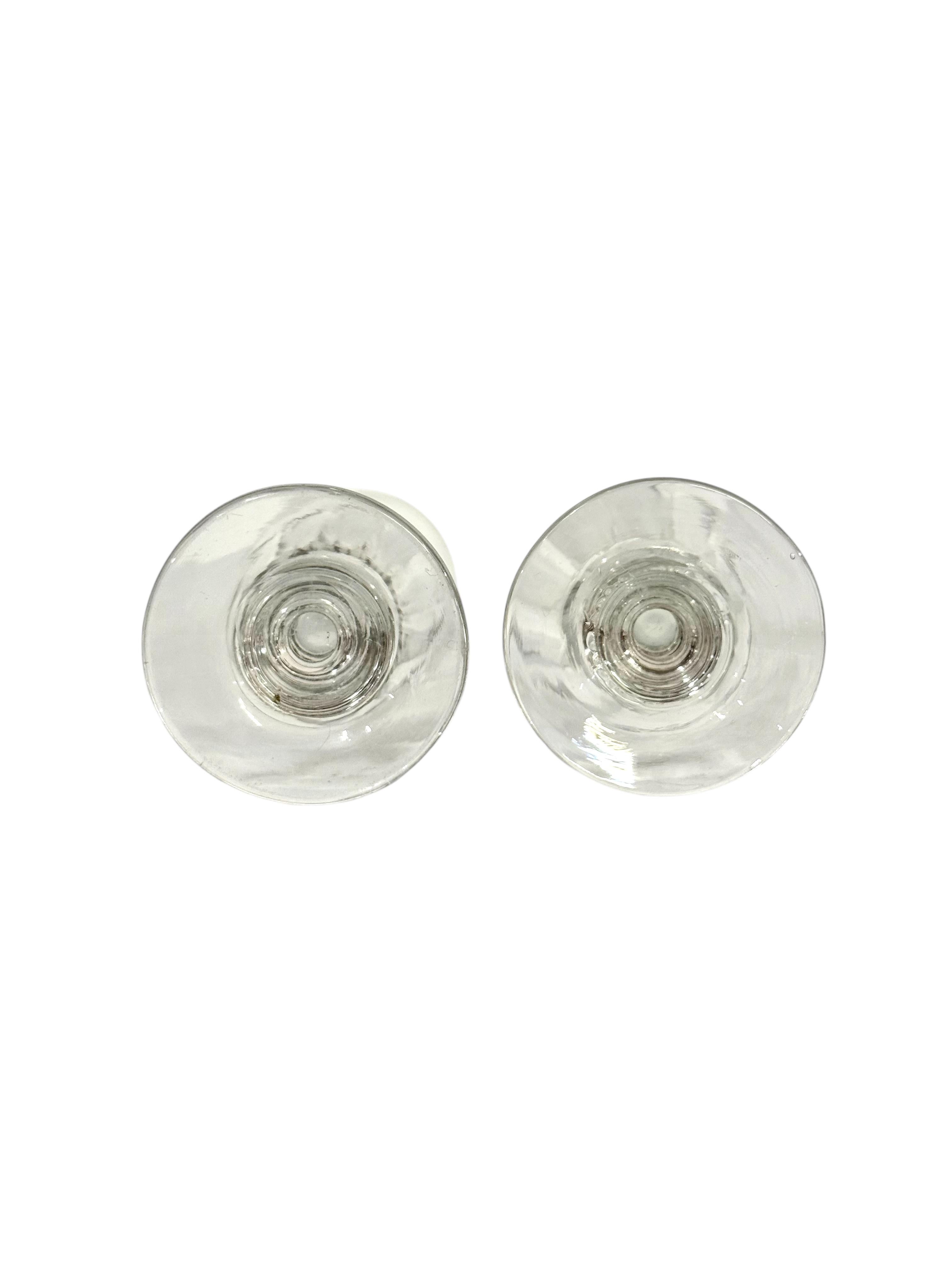 6 verres à champagne en cristal, attribués à Baccarat, vers 1850 en vente 6