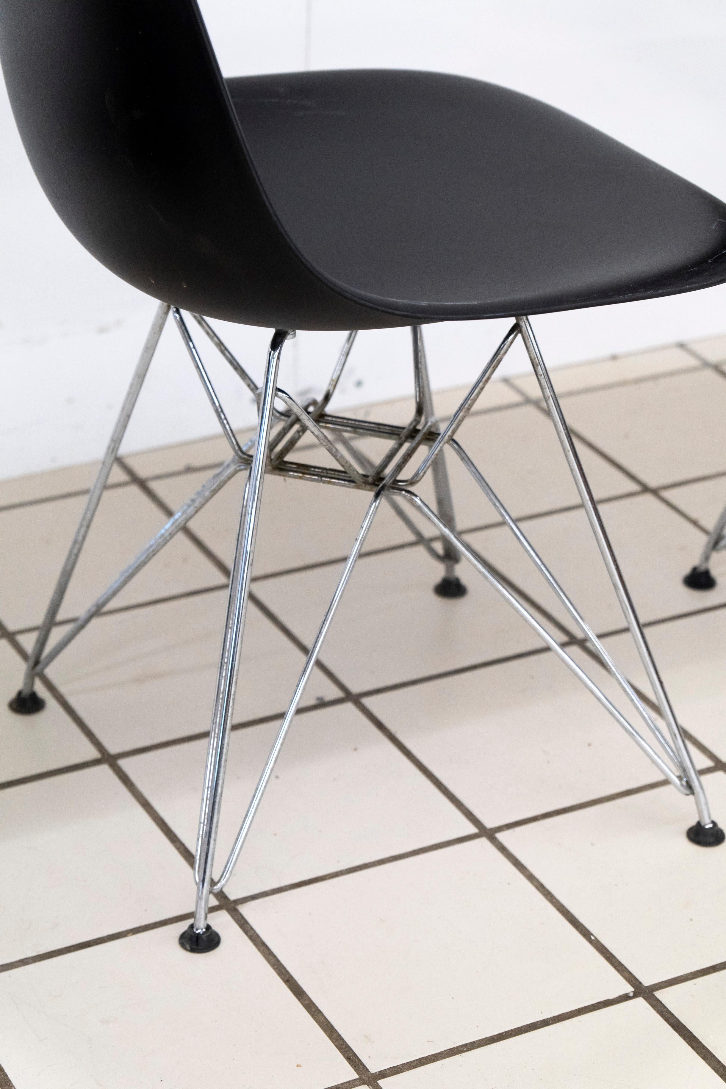 6 Sedie Charles e Ray Eames Vitra DSR in vendita 4