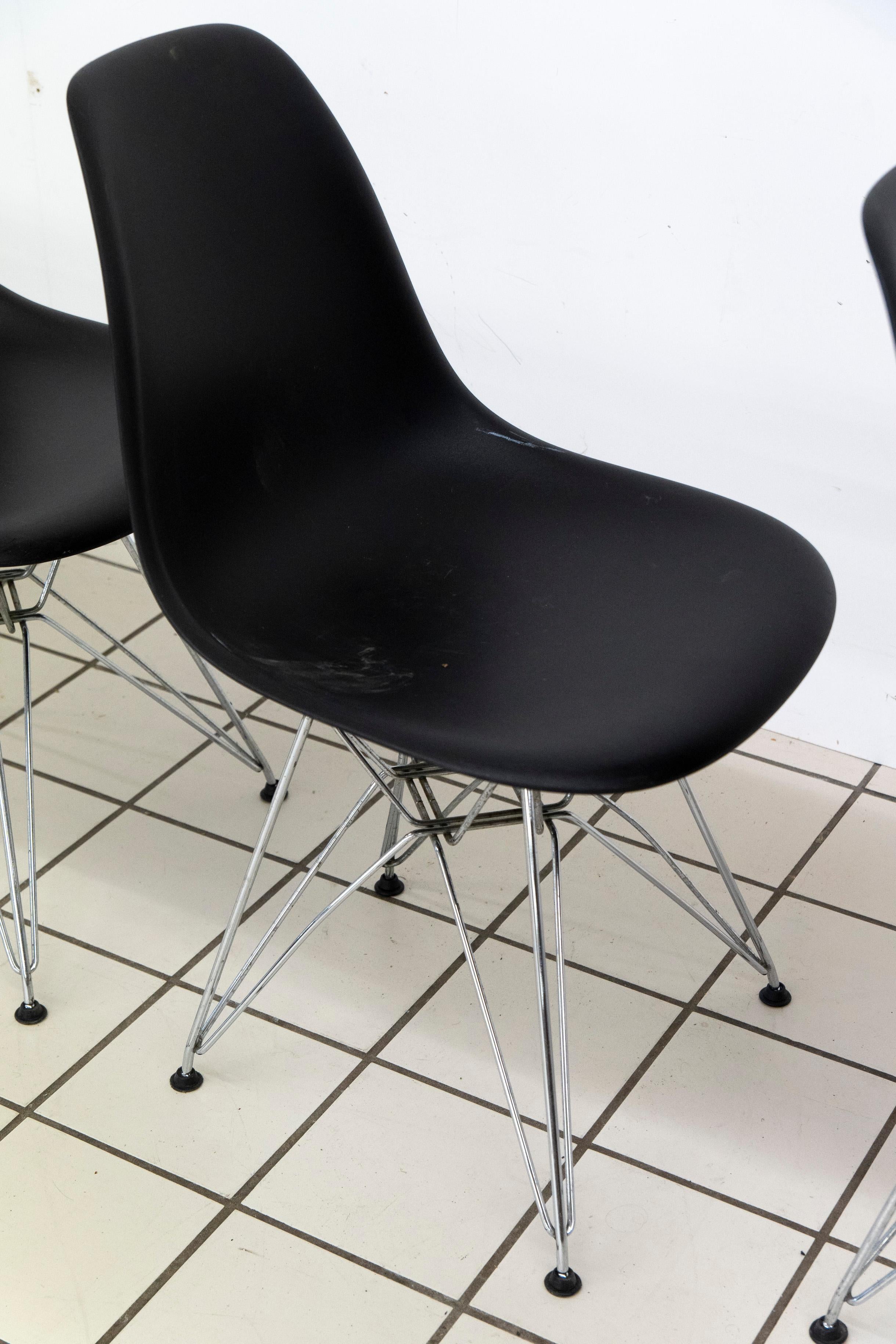 6 Sedie Charles e Ray Eames Vitra DSR in vendita 5