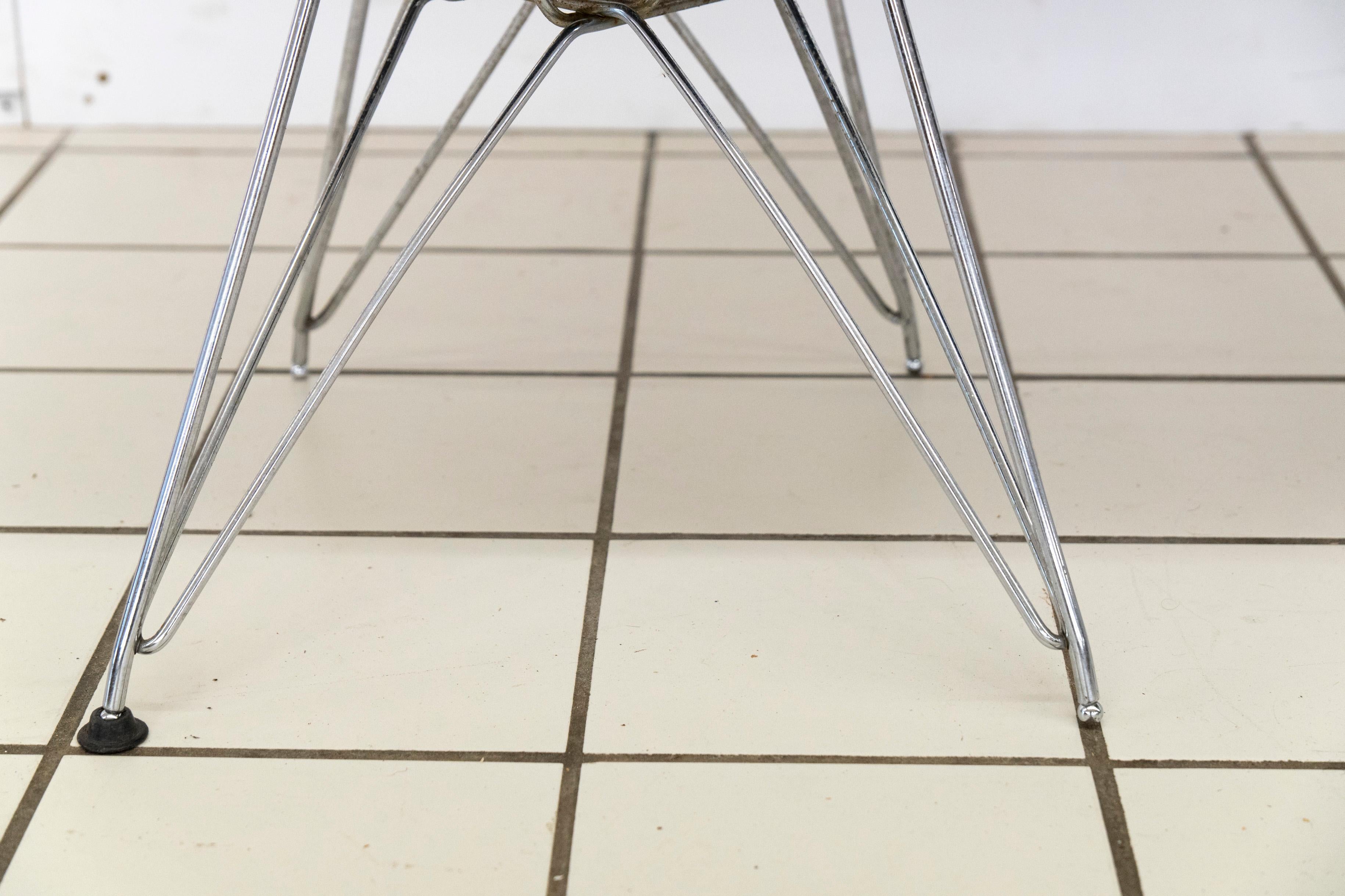 6 Sedie Charles e Ray Eames Vitra DSR in vendita 8
