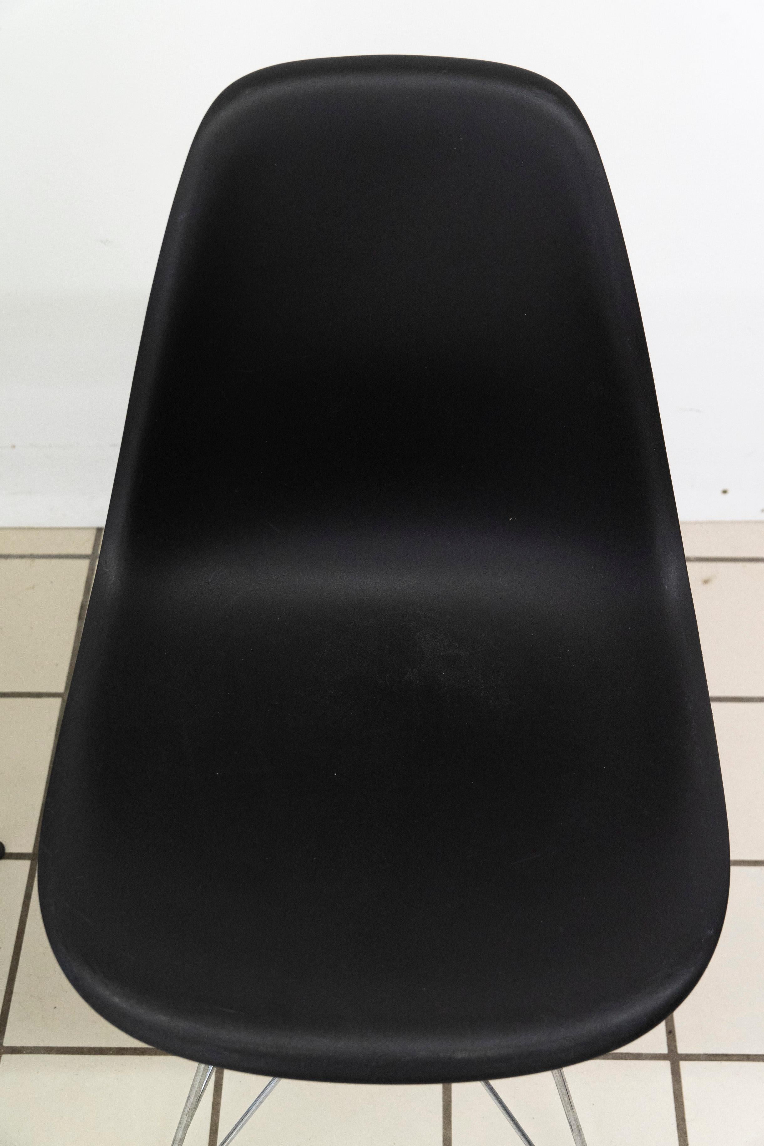 6 Sedie Charles e Ray Eames Vitra DSR in vendita 2