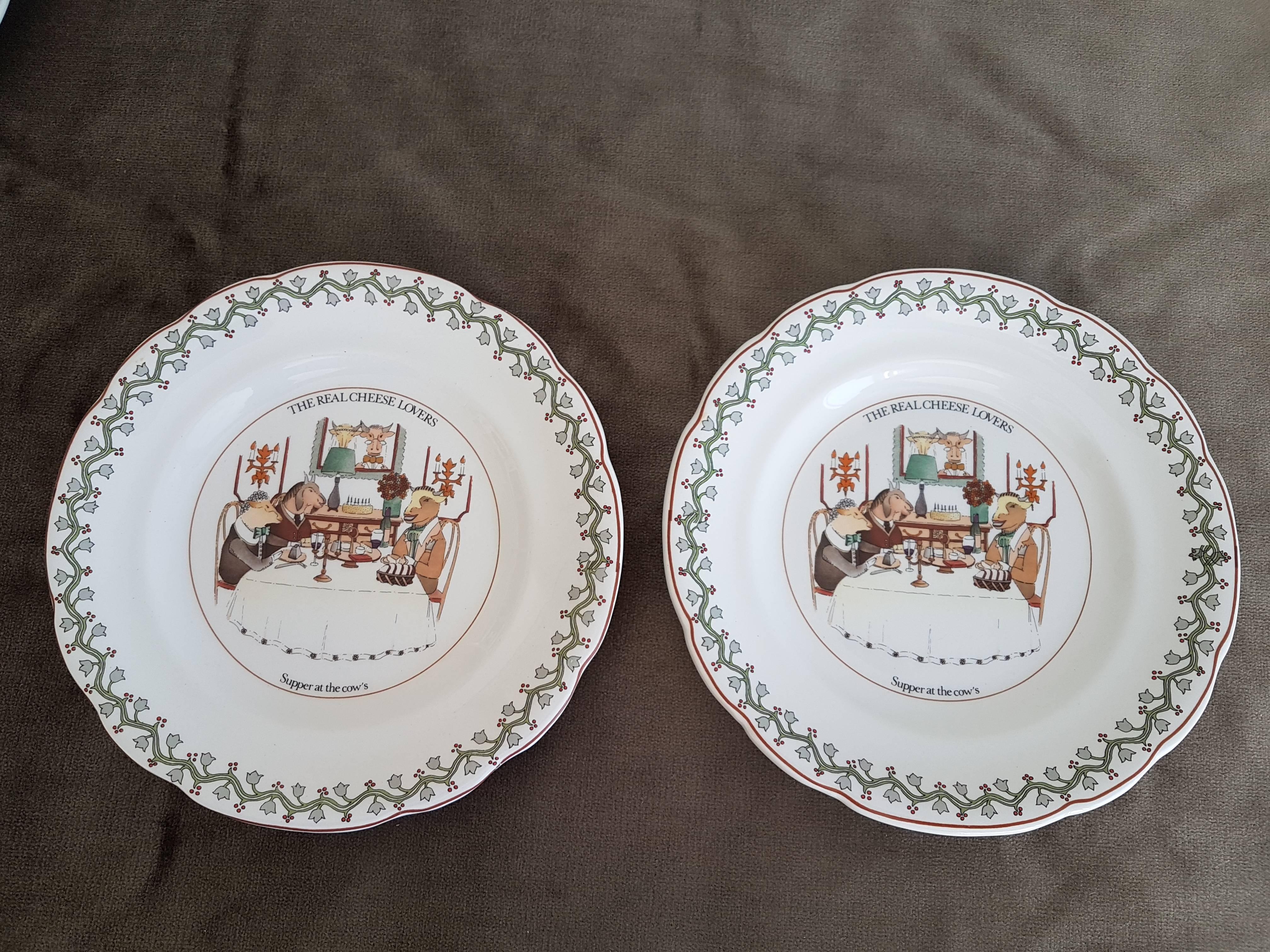 20th Century 6 Cheese Dishes set by Gien, France