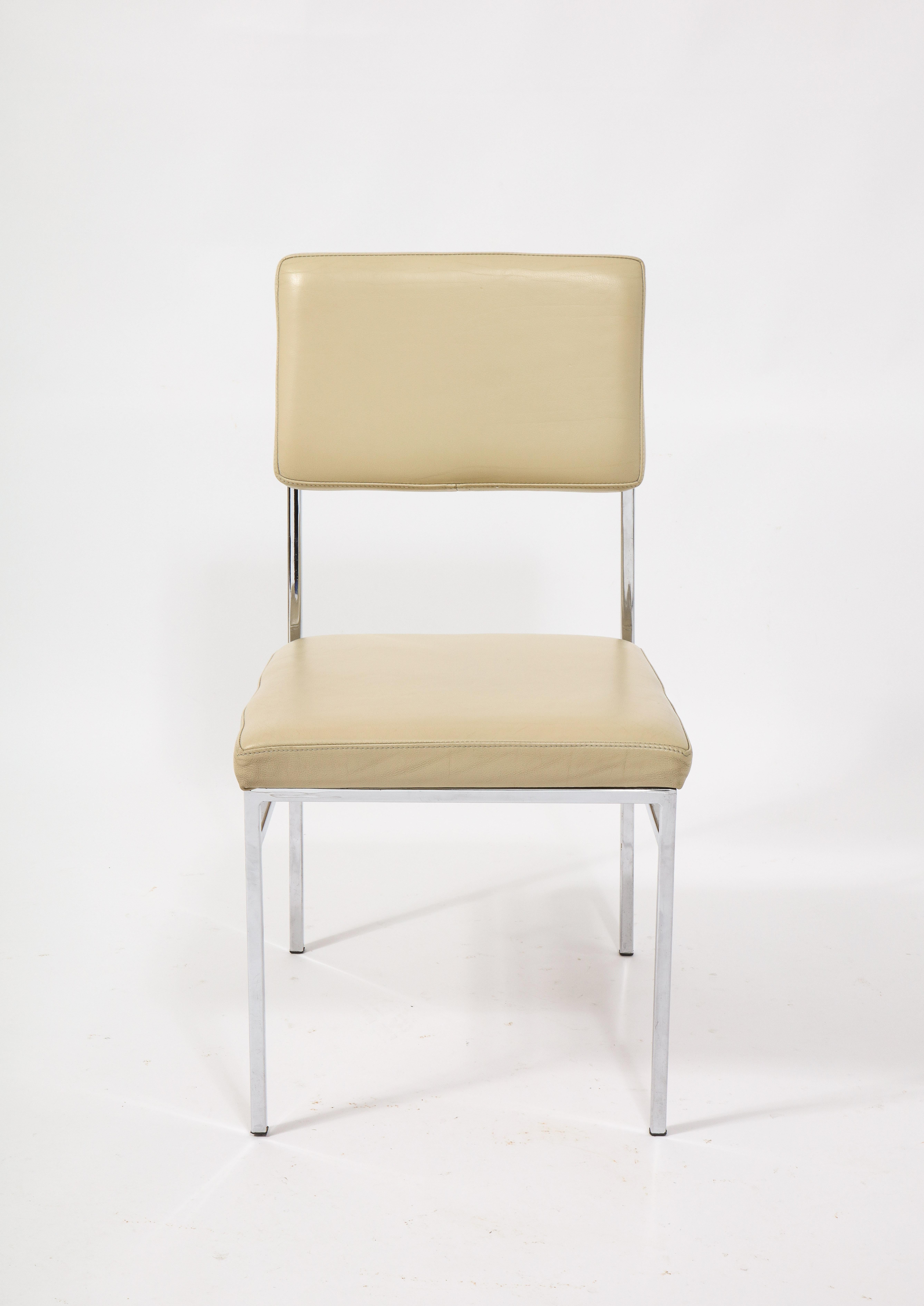 6 Chrome and Cream Leather P60 Chairs by Philippon & Lecoq, France, 1960's In Fair Condition For Sale In New York, NY