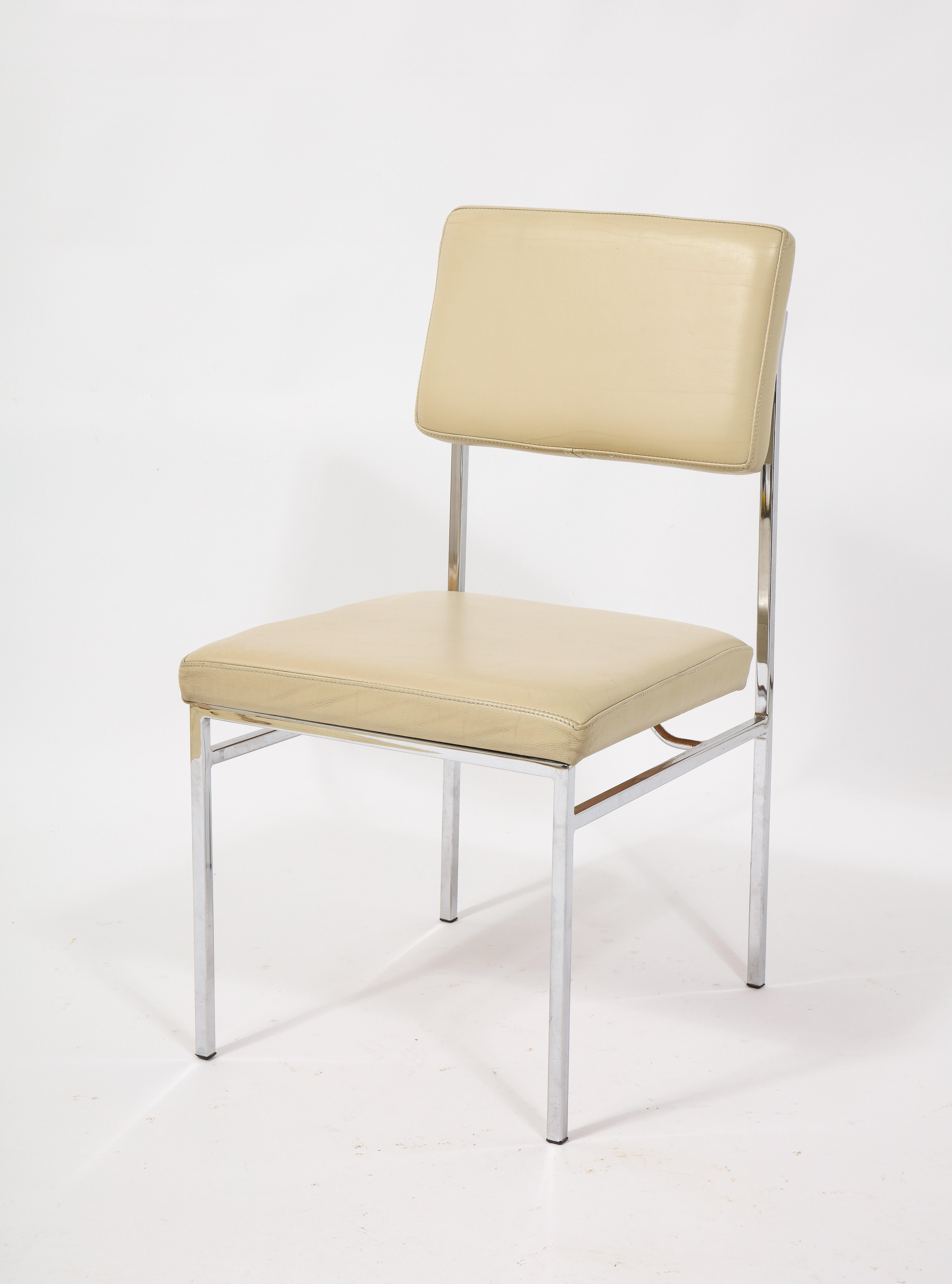 Mid-20th Century 6 Chrome and Cream Leather P60 Chairs by Philippon & Lecoq, France, 1960's For Sale