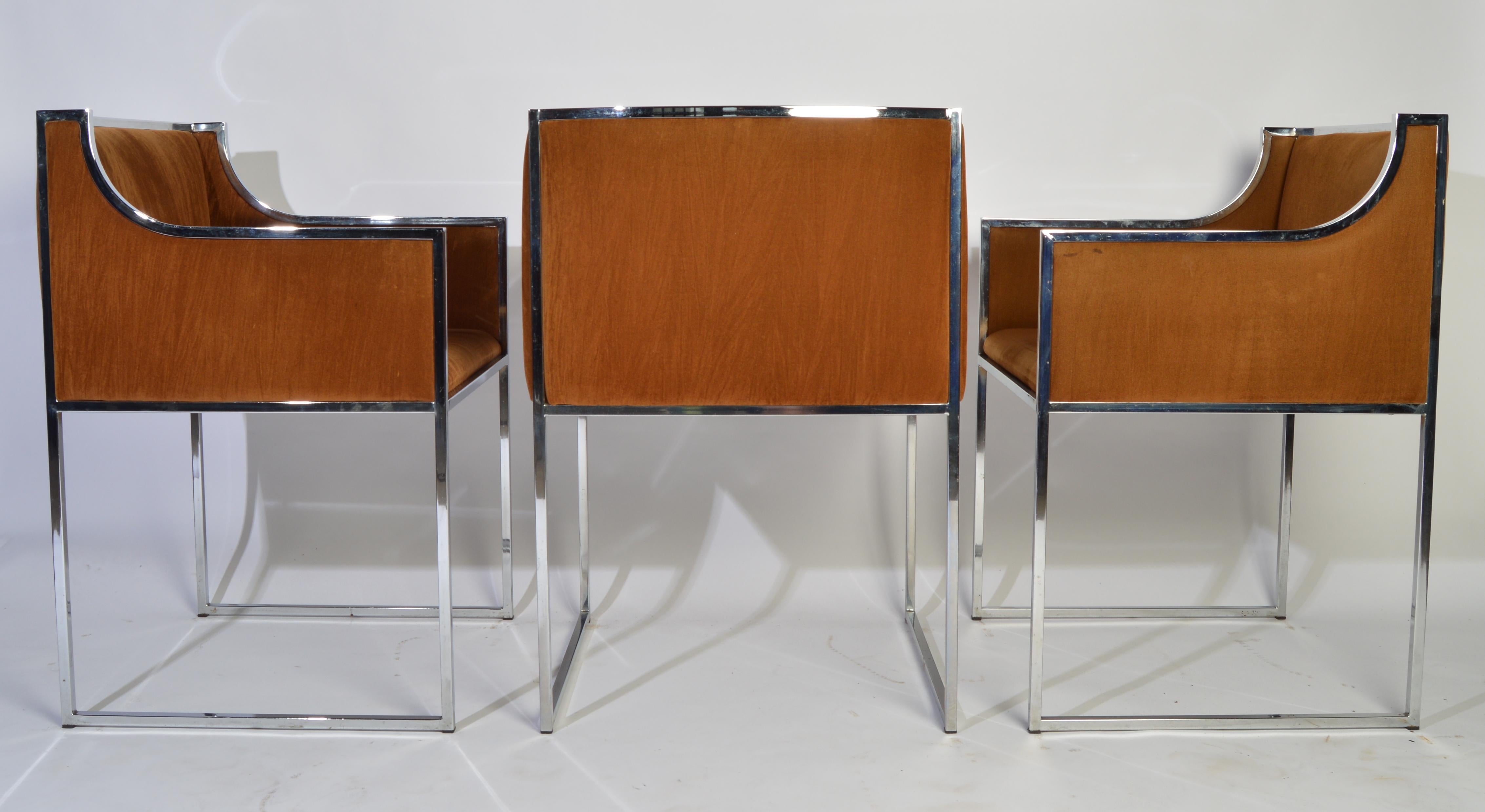 A set of 6 dining armchairs having chrome frames with velvet upholstery by Willy Rizzo, Italy, circa 1970. 
Beautiful original condition. Professionally cleaned and ready for use. Please see images for detailed condition.
