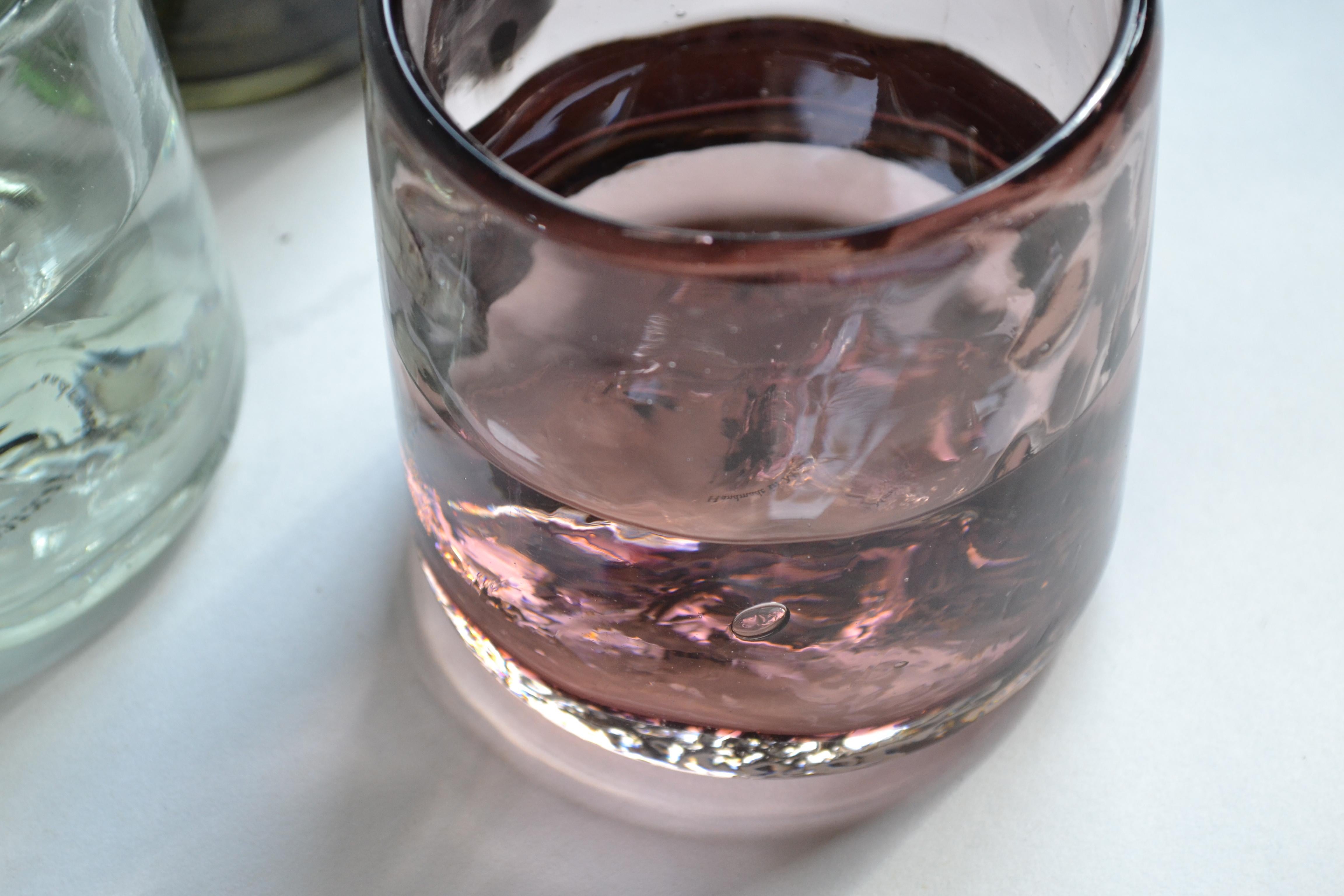 6 gobelets à cocktail rose, verre organique irrégulier soufflé à la main 100 % recyclé Neuf - En vente à London, GB