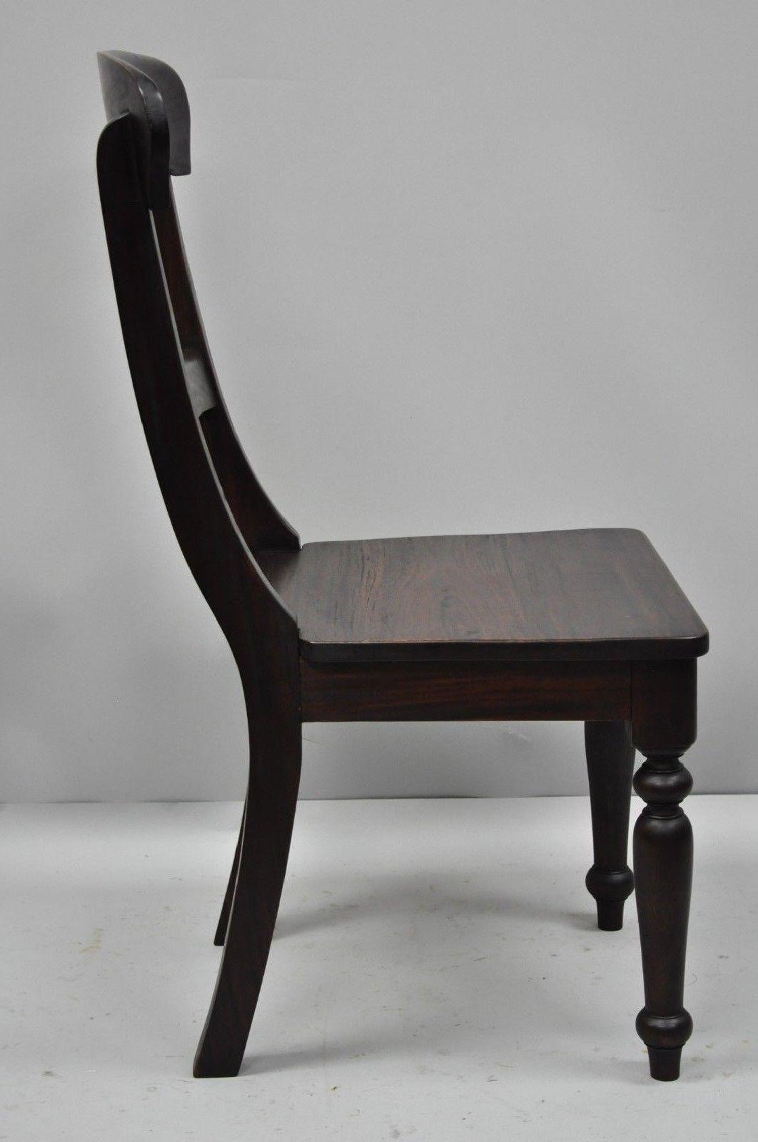 6 Crate And Barrel Dark Solid Wood Farmhouse Dining Room Chairs Solid Wood Farmhouse Dining Room Chairs