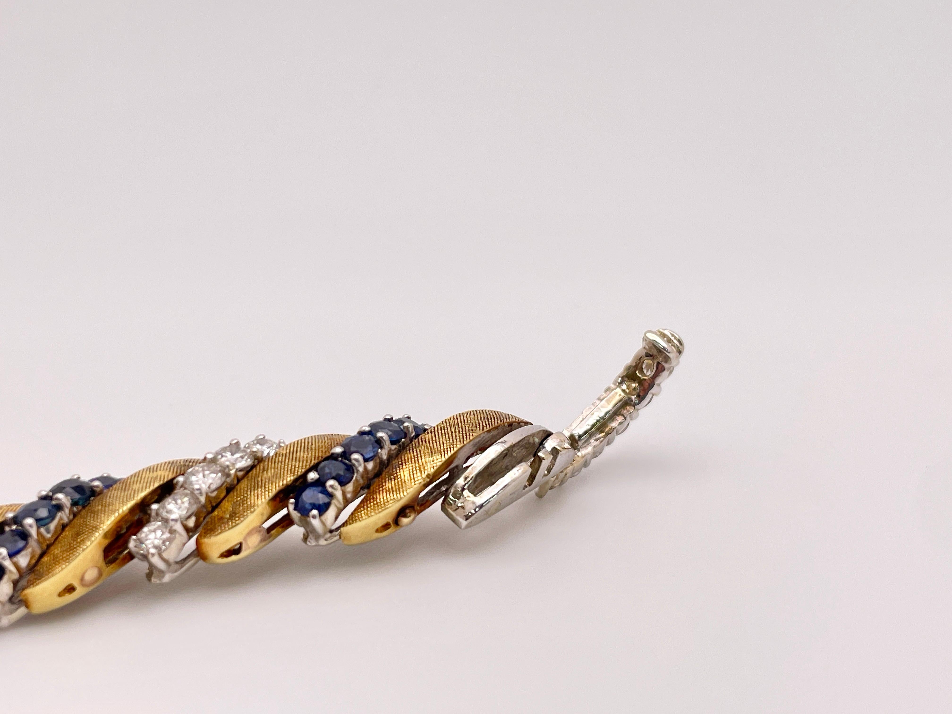Bracelet à maillons en or jaune et blanc avec diamants et saphirs de 6 carats en vente 7
