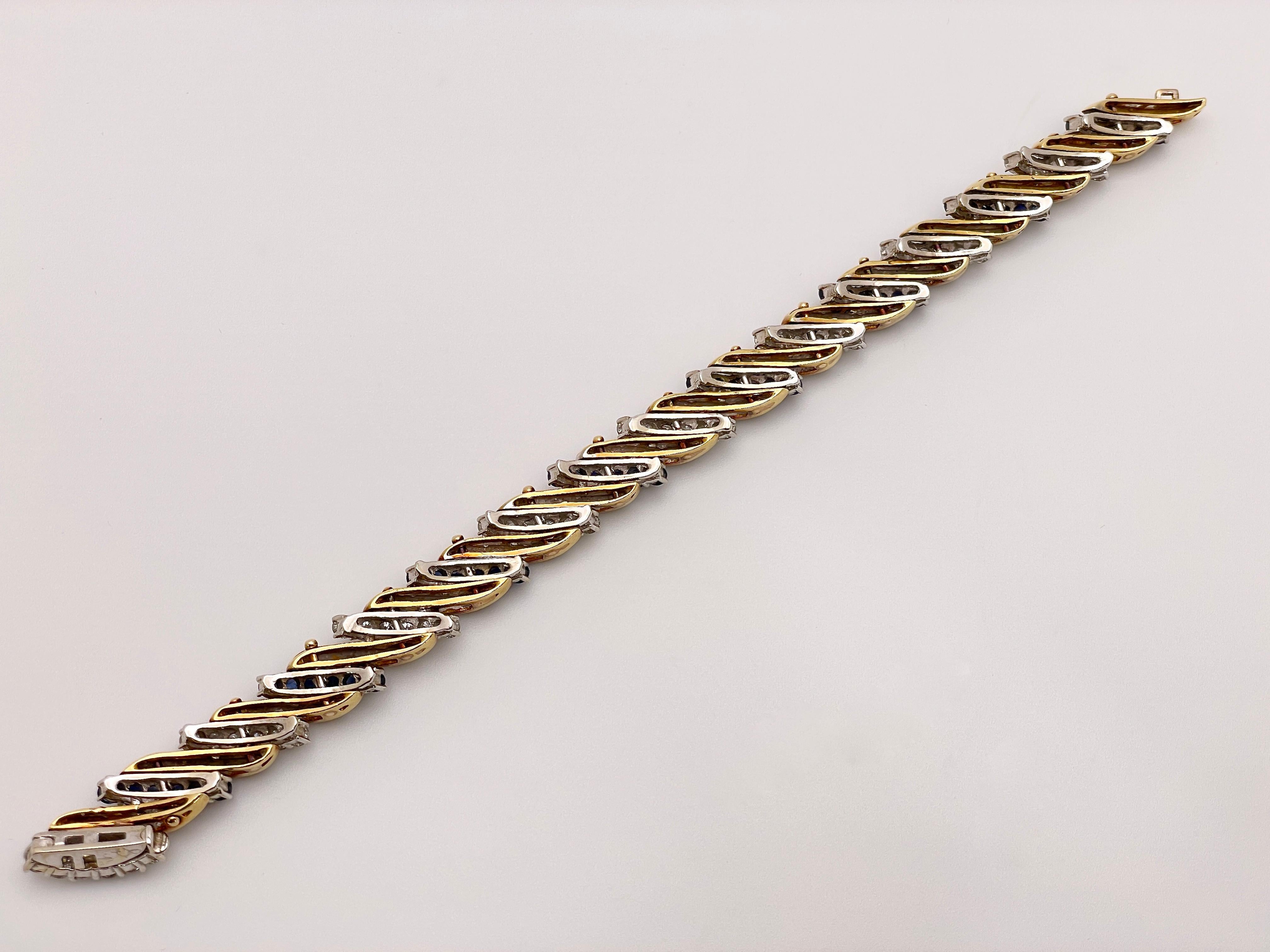 Round Cut 6 CT Diamond and Sapphire Yellow and White Gold Link Bracelet For Sale