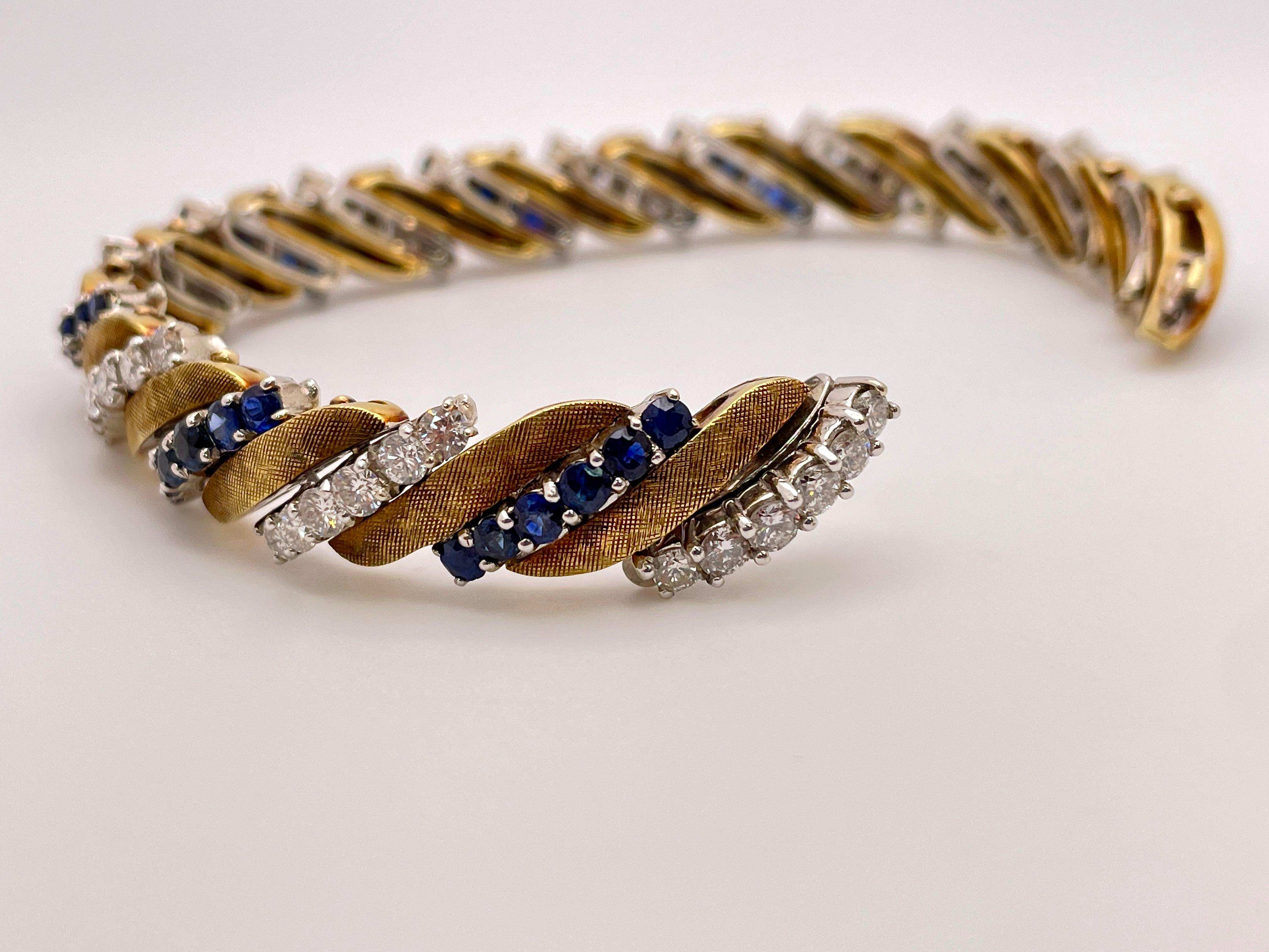 6 CT Diamond and Sapphire Yellow and White Gold Link Bracelet For Sale 4